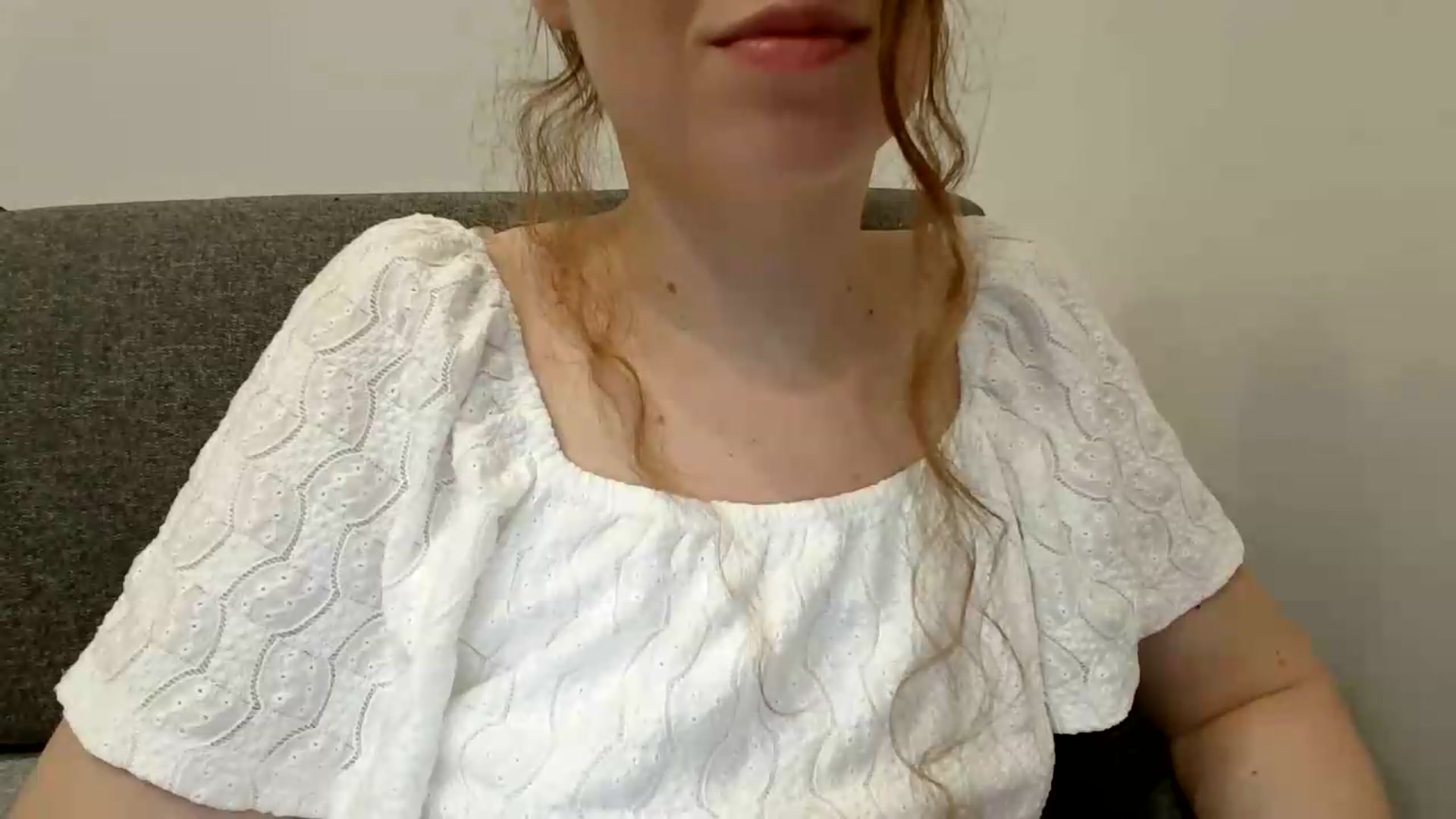 Gallery image thumbnail from BlueFlowerr's myfreecams stream on, 07/31/2026, 19:36 image 9 of 20