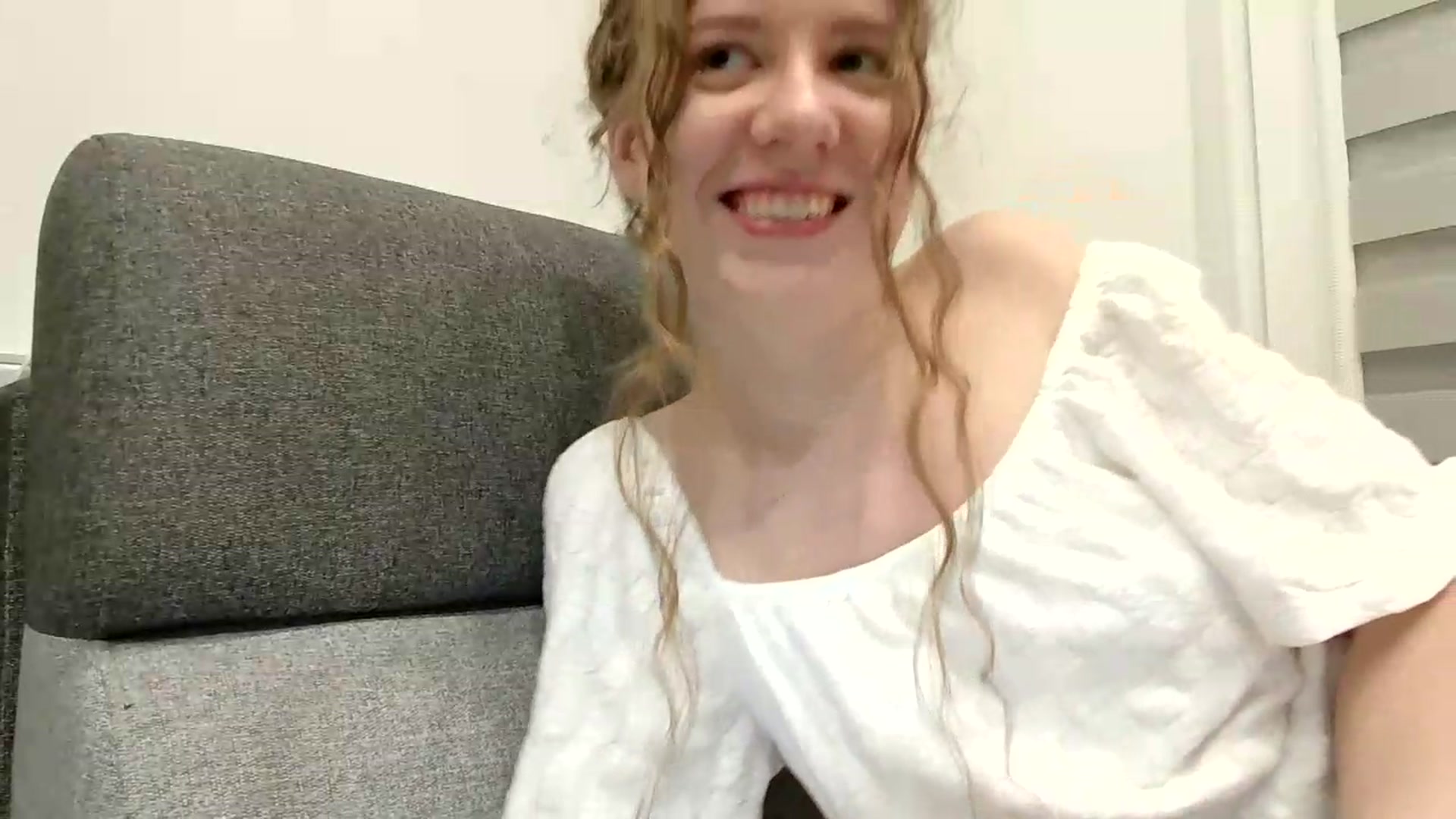 Gallery image thumbnail from BlueFlowerr's myfreecams stream on, 07/31/2026, 21:34 image 14 of 20