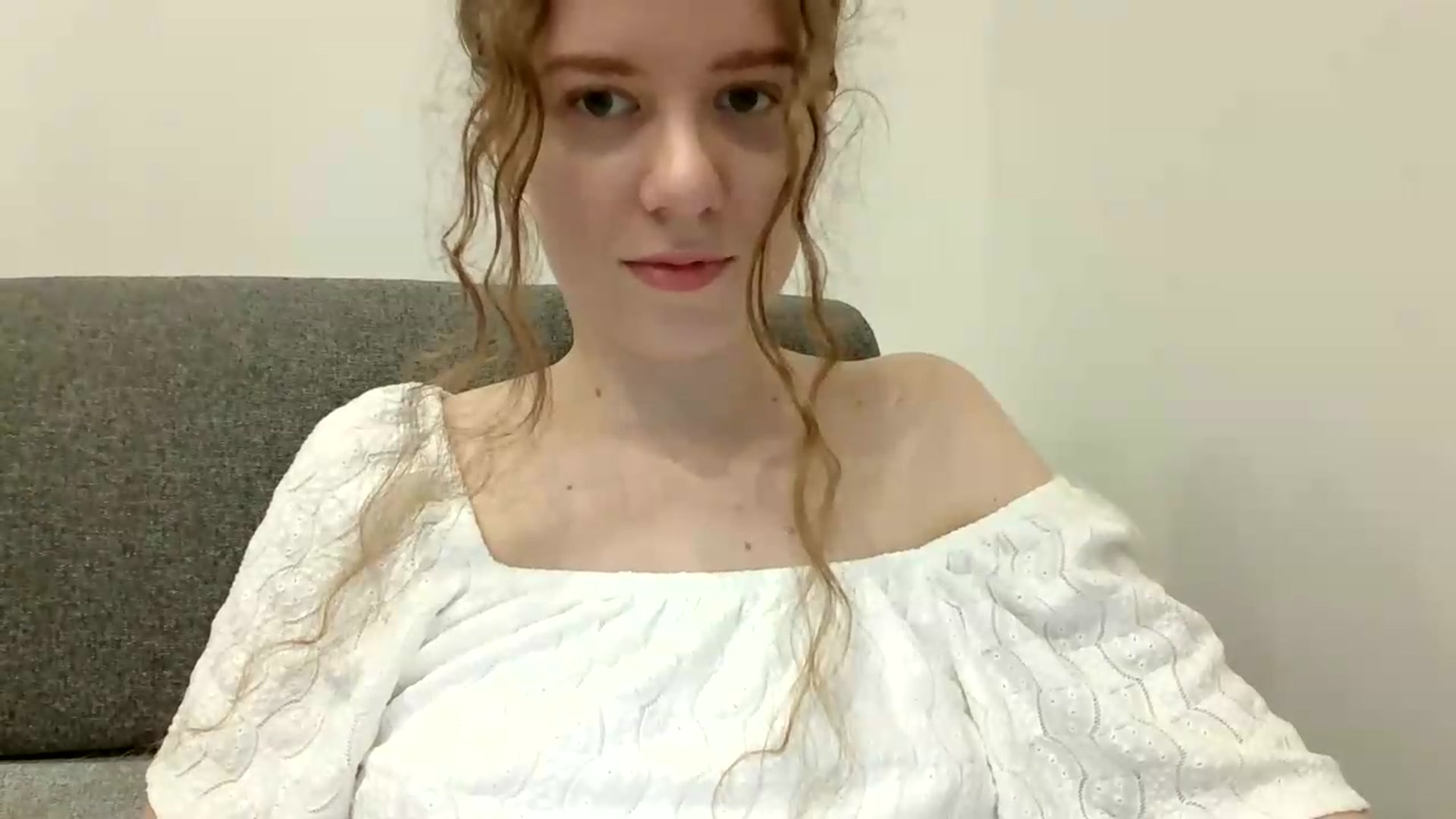 Gallery image thumbnail from BlueFlowerr's myfreecams stream on, 07/31/2026, 21:34 image 9 of 20