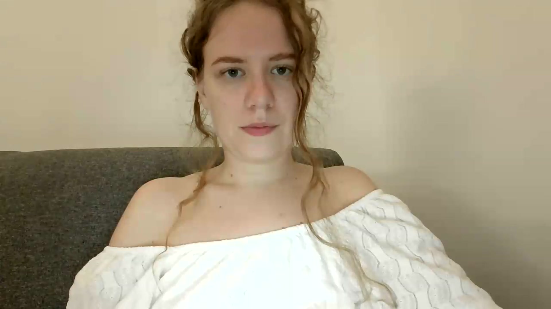 Gallery image thumbnail from BlueFlowerr's myfreecams stream on, 08/01/2026, 24:19 image 9 of 20