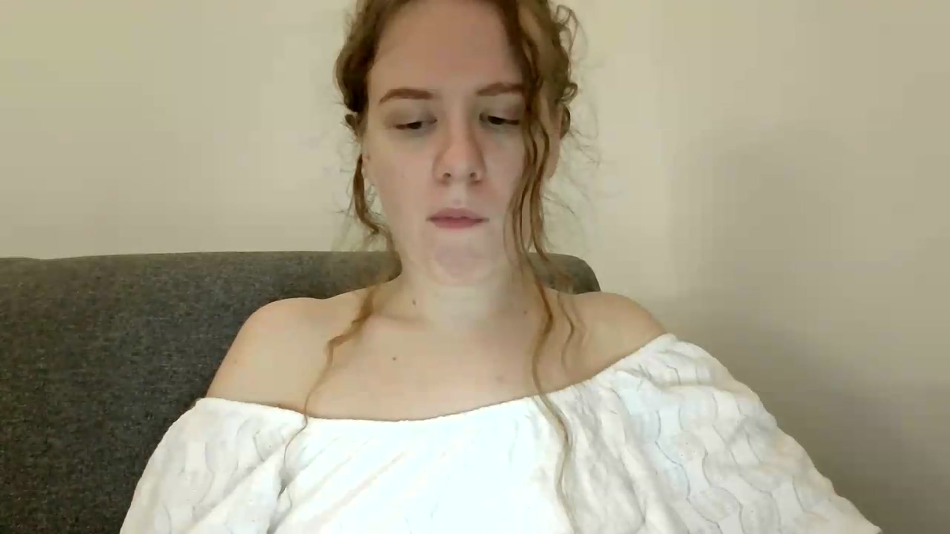 Gallery image thumbnail from BlueFlowerr's myfreecams stream on, 08/01/2026, 24:19 image 8 of 20