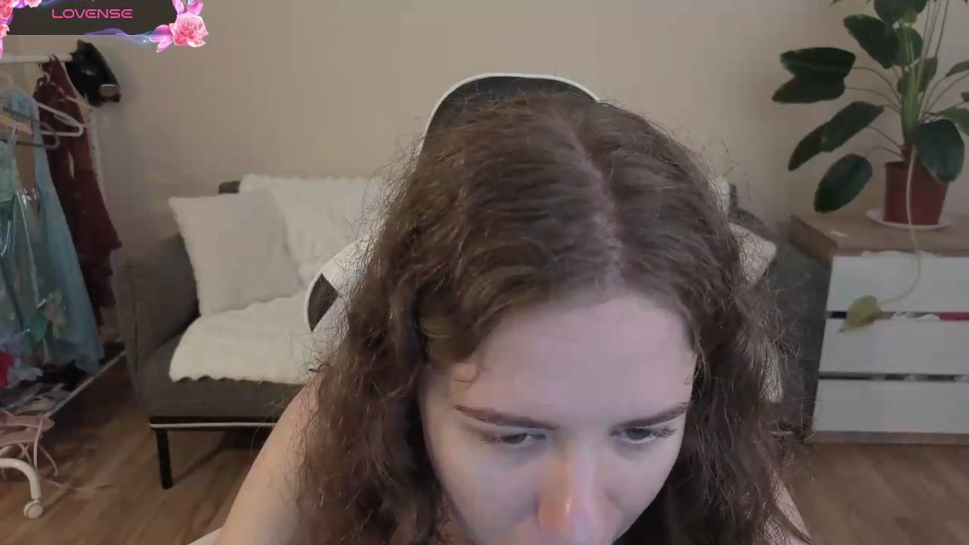 Gallery image thumbnail from BlueFlowerr's myfreecams stream on, 08/01/2026, 19:05 image 17 of 20