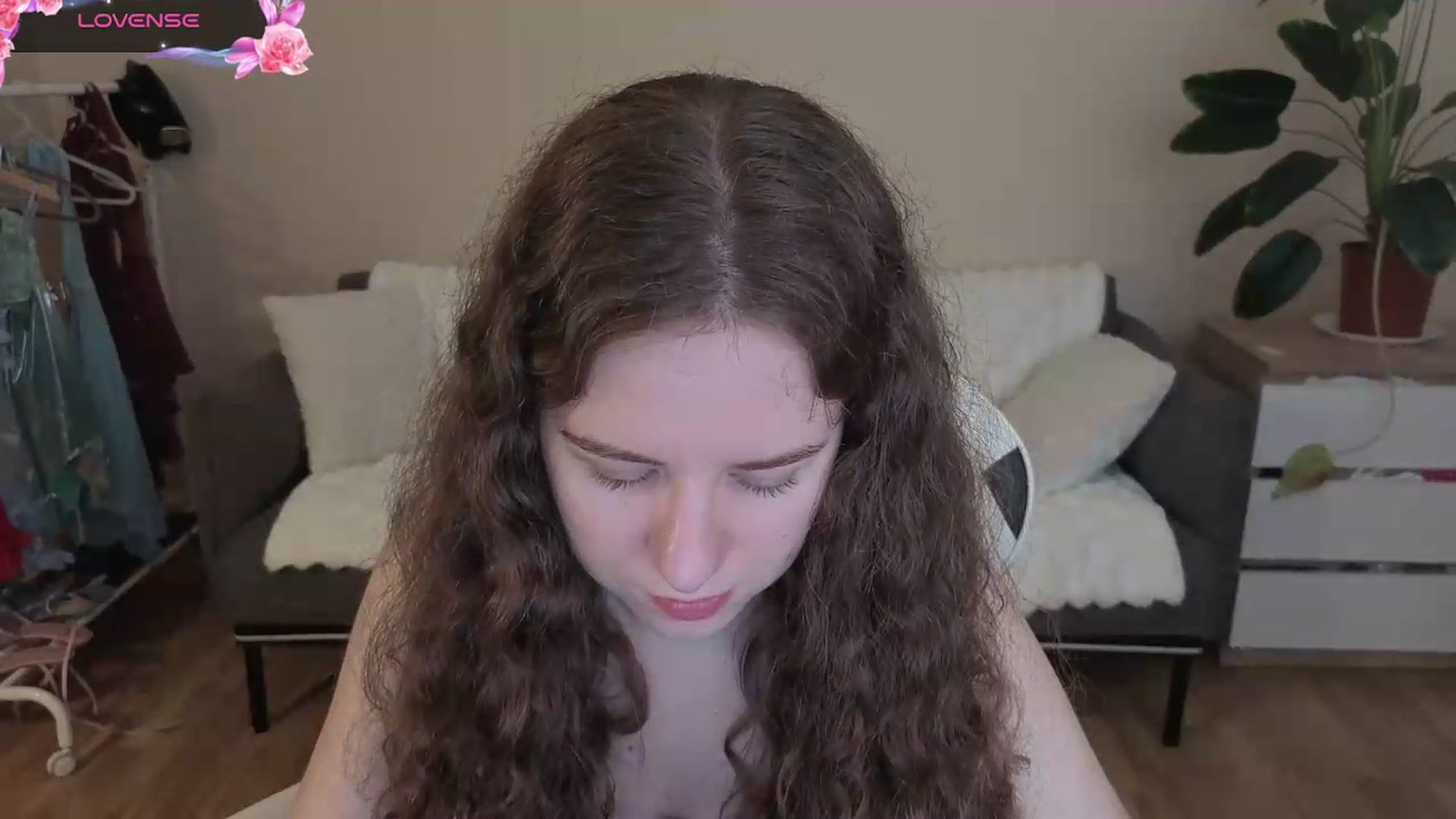 Gallery image thumbnail from BlueFlowerr's myfreecams stream on, 08/01/2026, 19:05 image 10 of 20