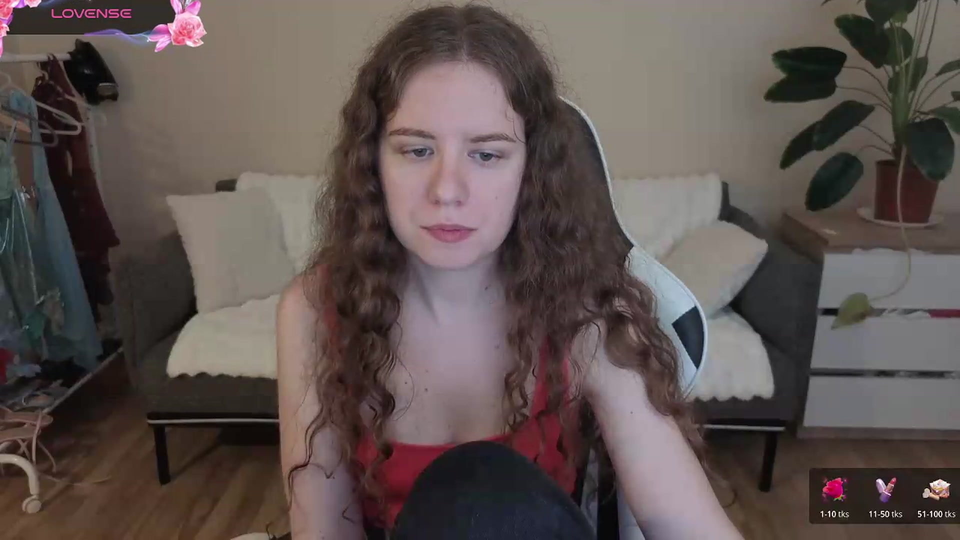 Gallery image thumbnail from BlueFlowerr's myfreecams stream on, 08/01/2026, 19:41 image 6 of 20
