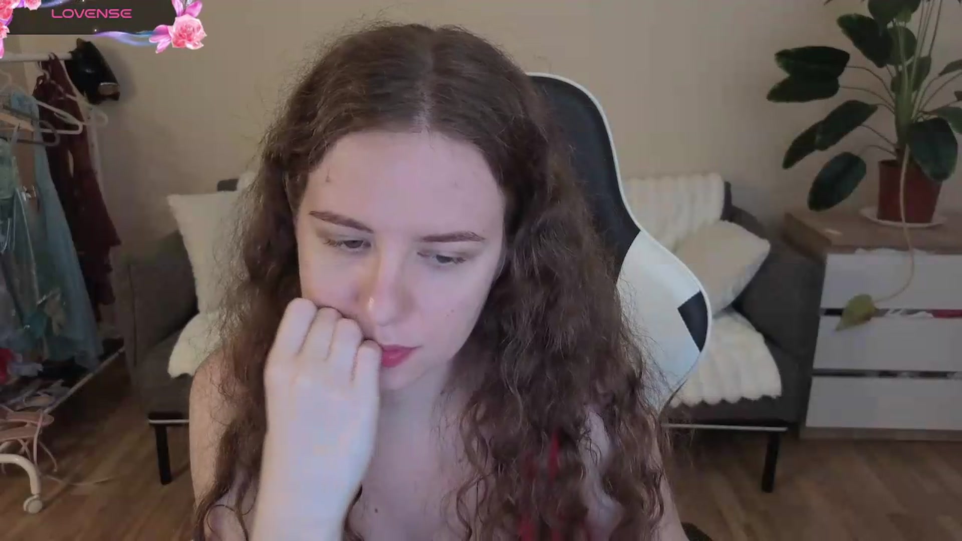 Gallery image thumbnail from BlueFlowerr's myfreecams stream on, 08/01/2026, 20:22 image 11 of 20