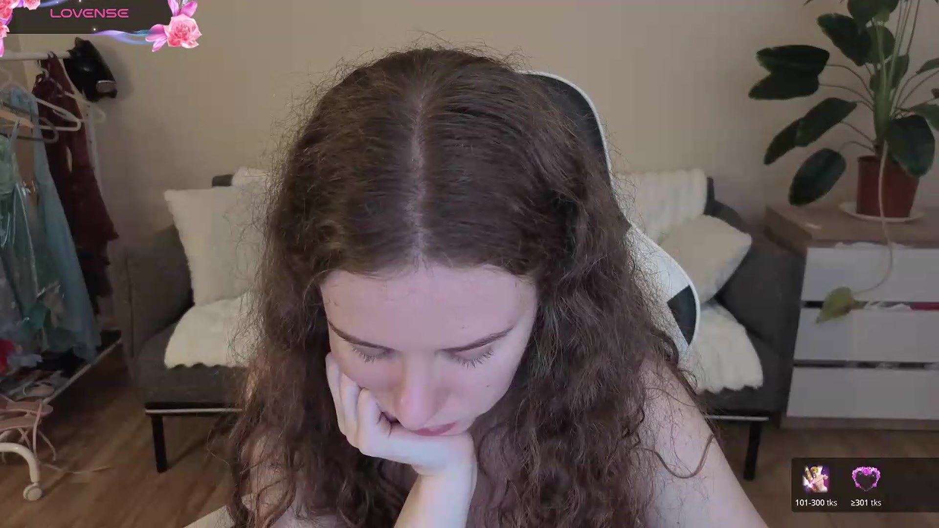 Gallery image thumbnail from BlueFlowerr's myfreecams stream on, 08/01/2026, 20:22 image 4 of 20