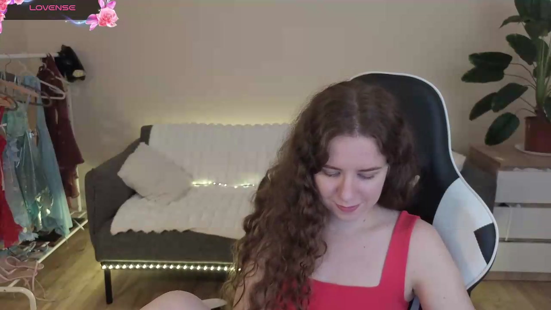Gallery image thumbnail from BlueFlowerr's myfreecams stream on, 08/01/2026, 23:30 image 10 of 20
