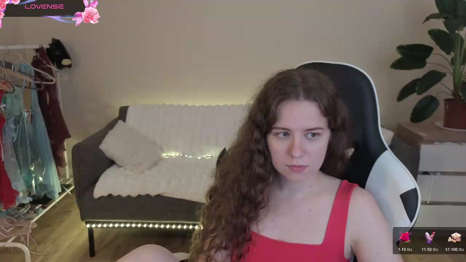Gallery image thumbnail from BlueFlowerr's myfreecams stream on, 08/01/2026, 23:30 image 5 of 20