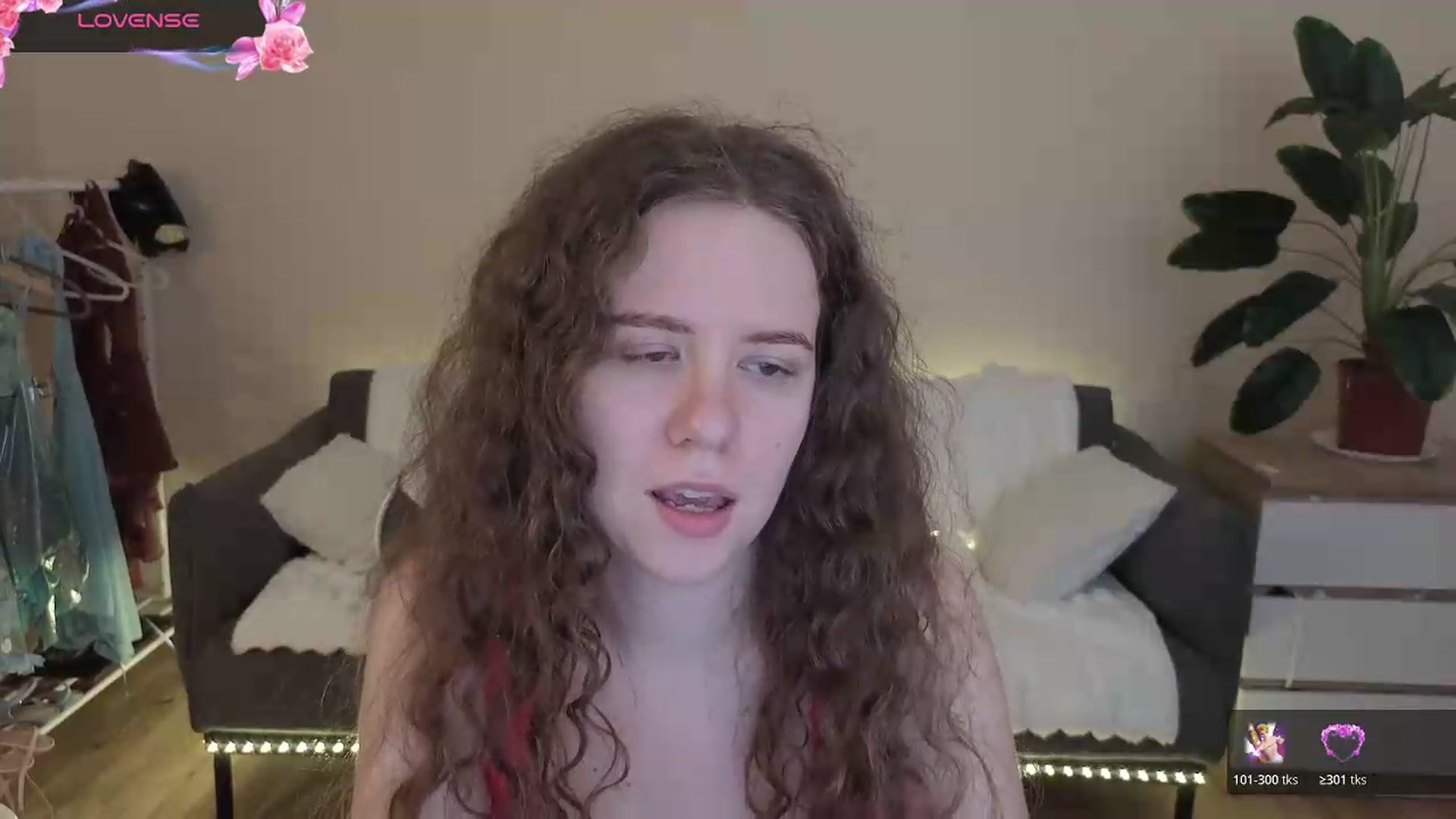 Gallery image thumbnail from BlueFlowerr's myfreecams stream on, 08/02/2026, 03:20 image 5 of 20
