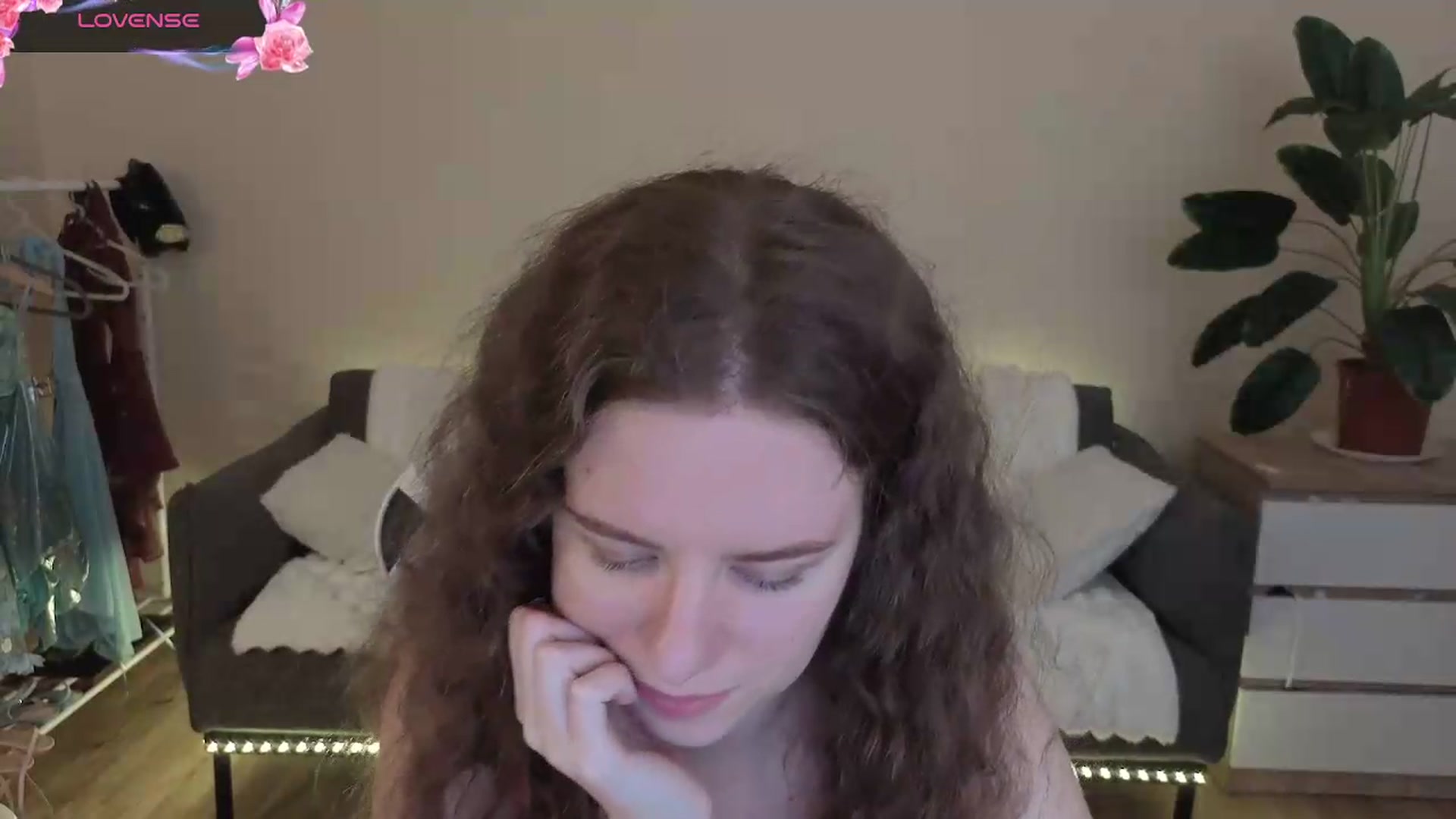 Gallery image thumbnail from BlueFlowerr's myfreecams stream on, 08/02/2026, 03:20 image 4 of 20