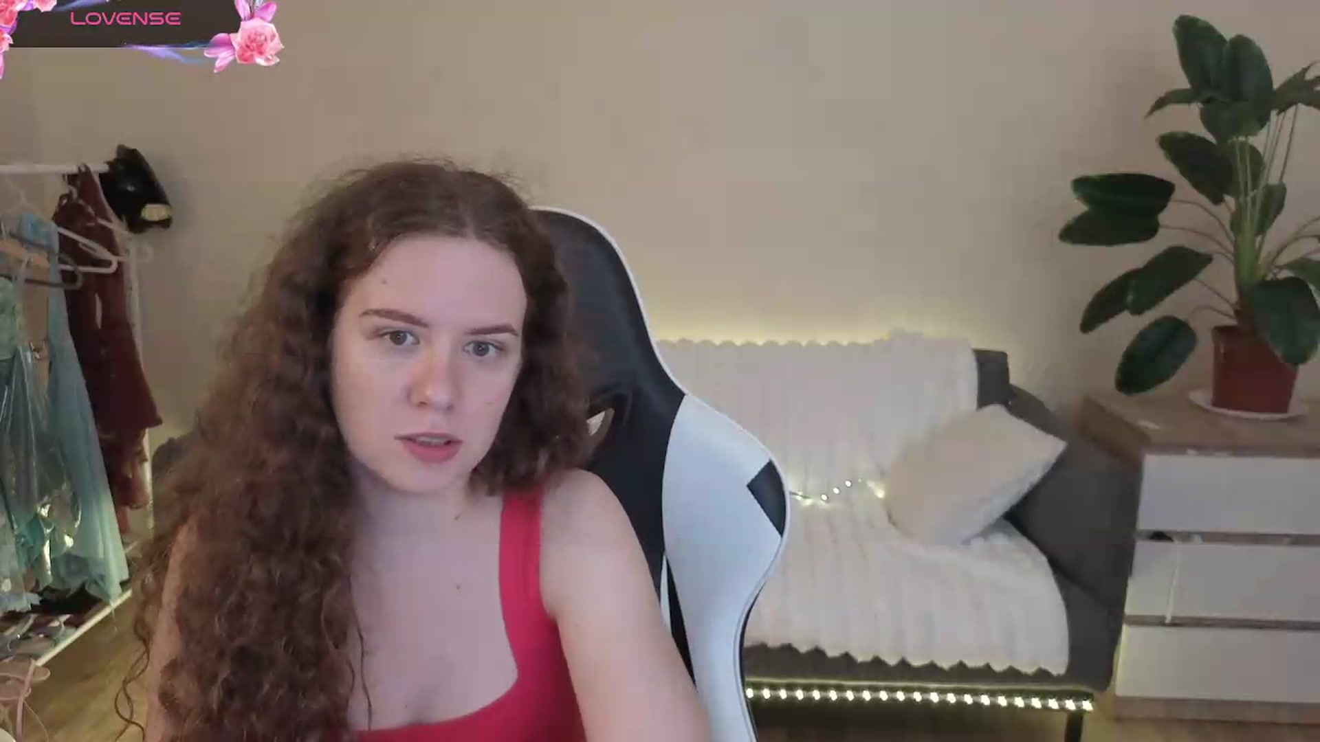 Gallery image thumbnail from BlueFlowerr's myfreecams stream on, 08/02/2026, 03:20 image 12 of 20