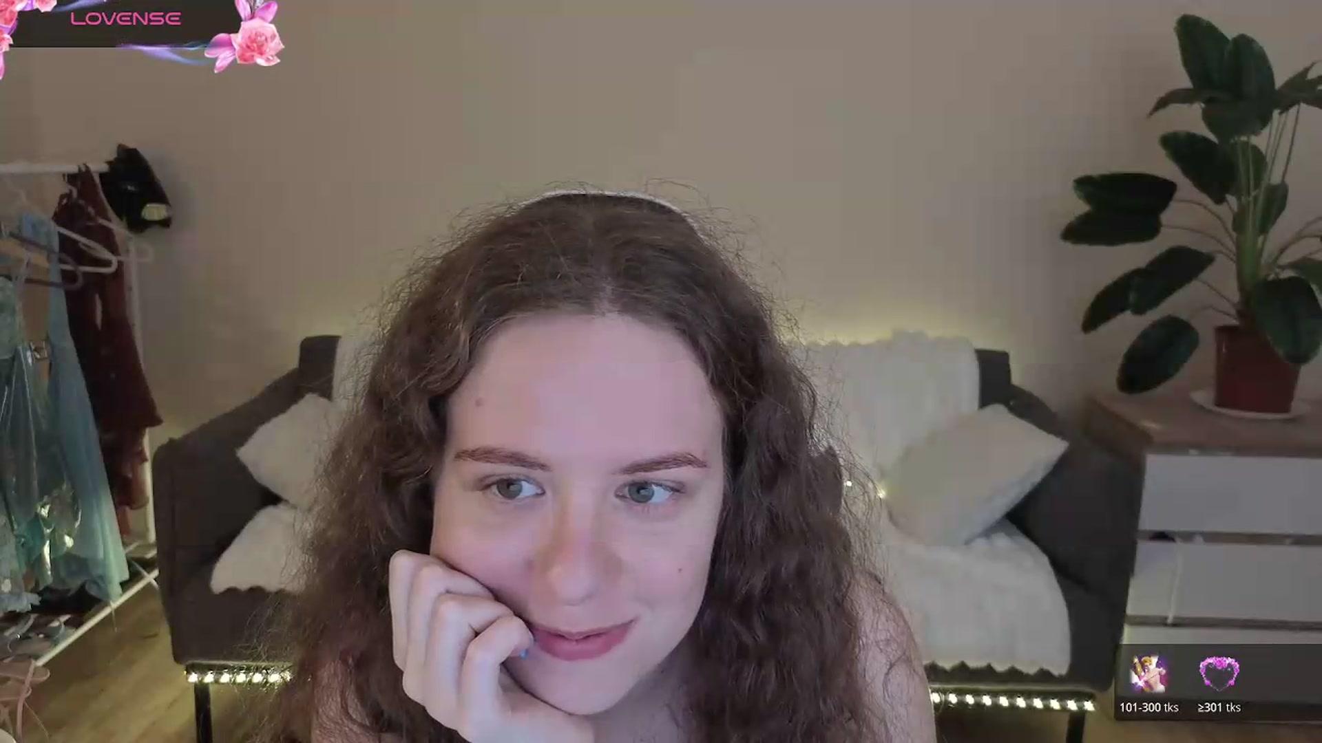 Gallery image thumbnail from BlueFlowerr's myfreecams stream on, 08/02/2026, 03:20 image 2 of 20