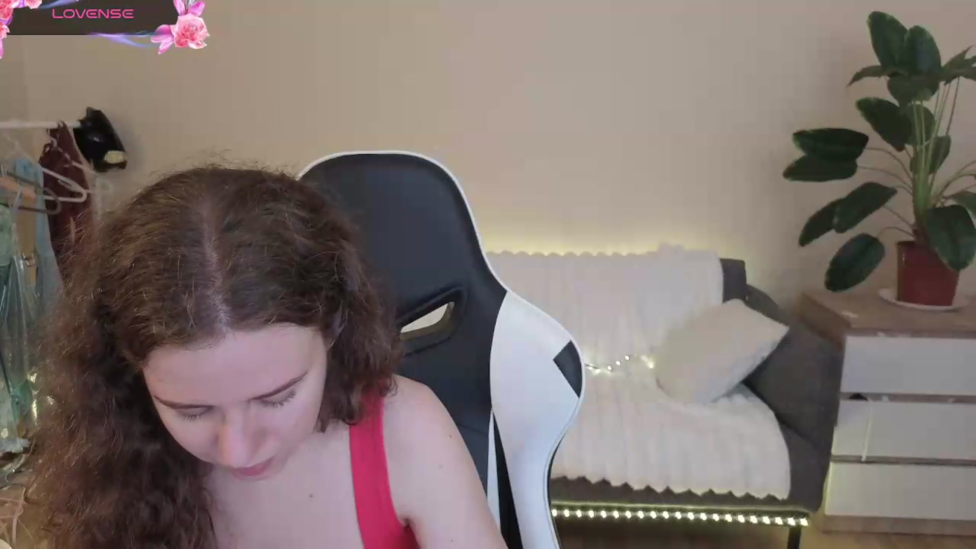 Gallery image thumbnail from BlueFlowerr's myfreecams stream on, 08/02/2026, 03:20 image 10 of 20