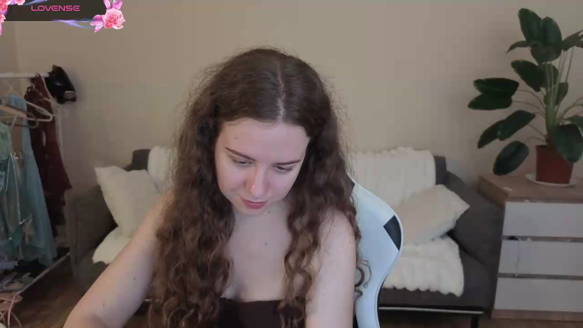 Gallery image thumbnail from BlueFlowerr's myfreecams stream on, 08/02/2026, 18:15 image 4 of 20