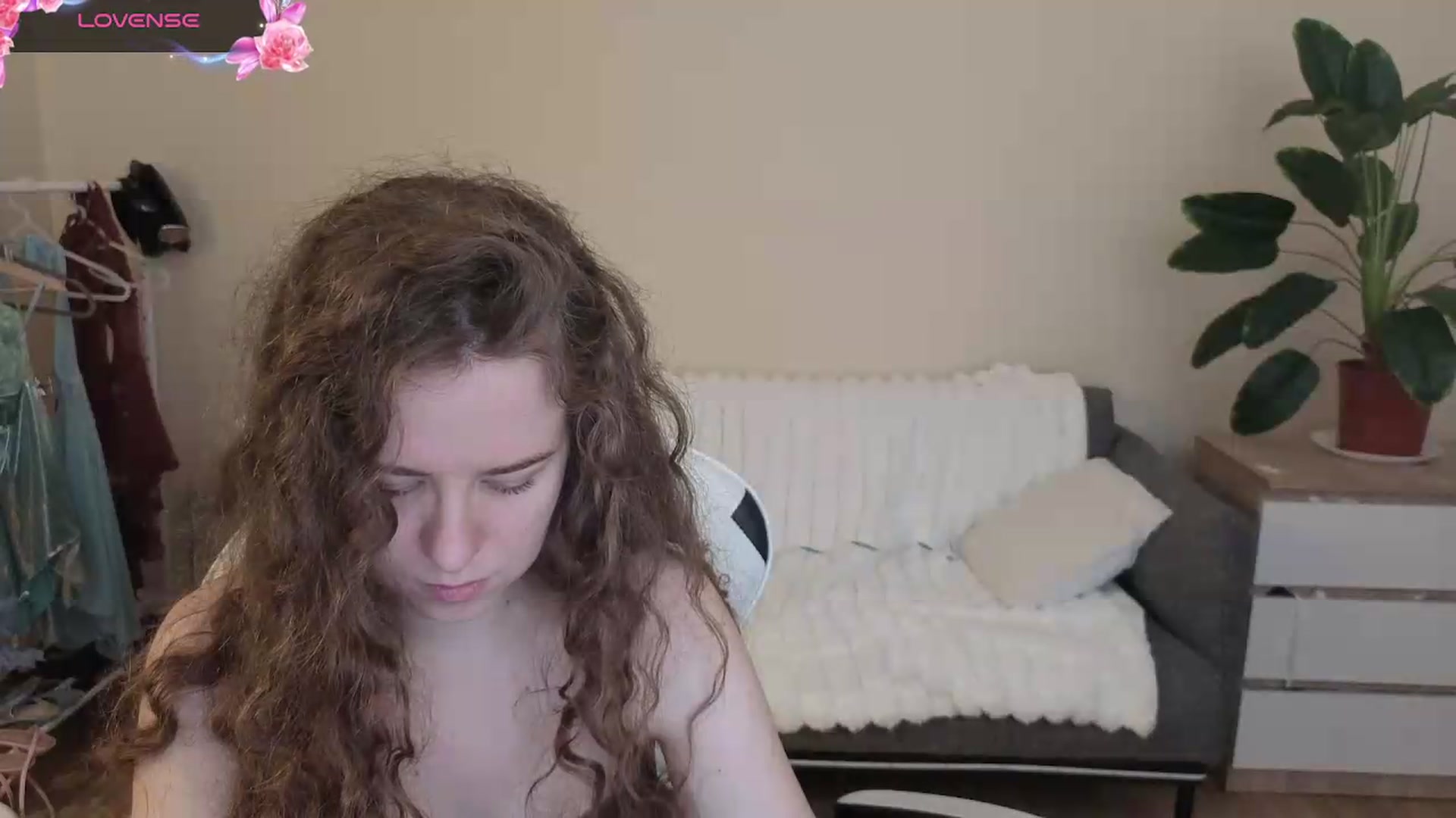 Gallery image thumbnail from BlueFlowerr's myfreecams stream on, 08/02/2026, 19:14 image 14 of 20