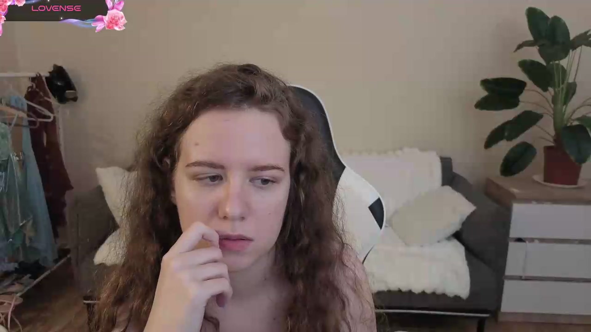 Gallery image thumbnail from BlueFlowerr's myfreecams stream on, 08/02/2026, 20:18 image 12 of 20