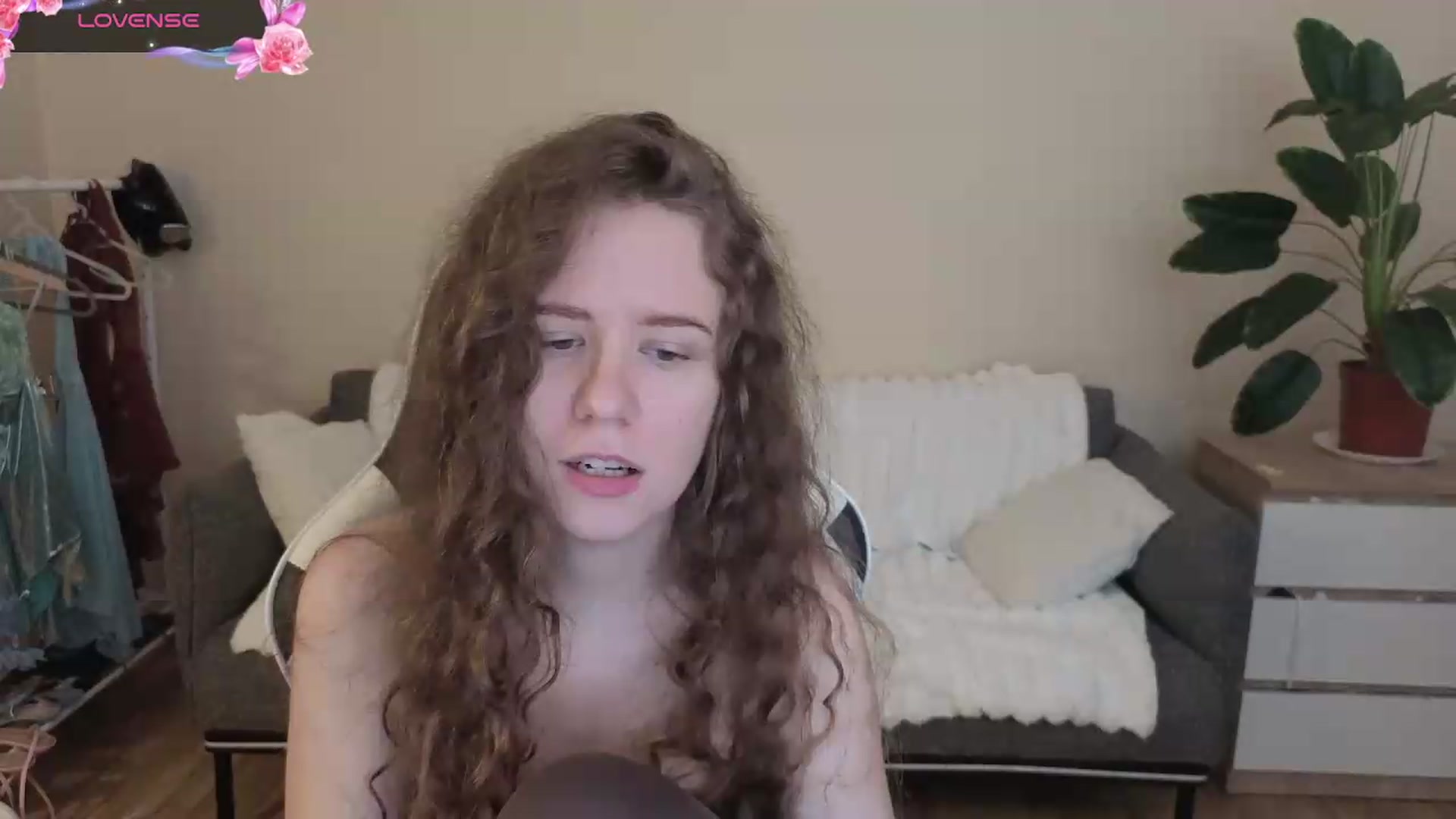 Gallery image thumbnail from BlueFlowerr's myfreecams stream on, 08/02/2026, 20:18 image 15 of 20