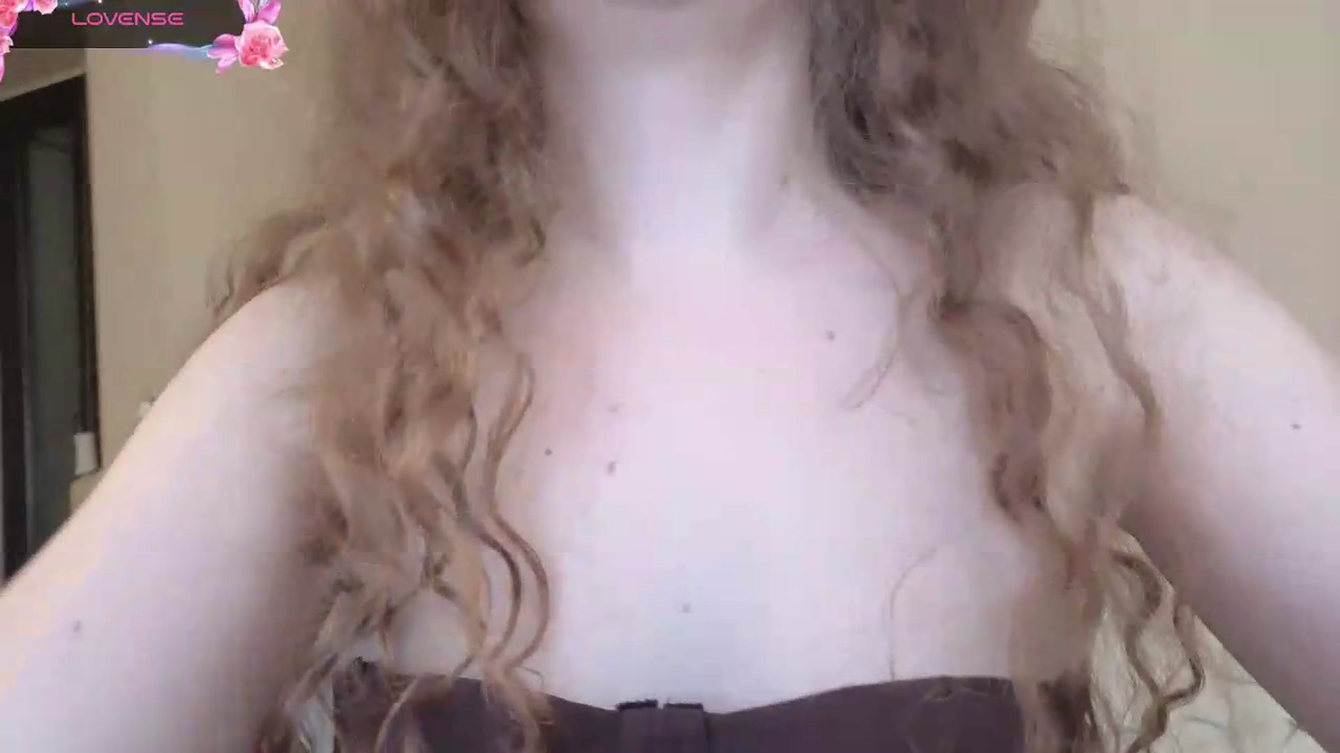 Gallery image thumbnail from BlueFlowerr's myfreecams stream on, 08/02/2026, 21:02 image 8 of 20
