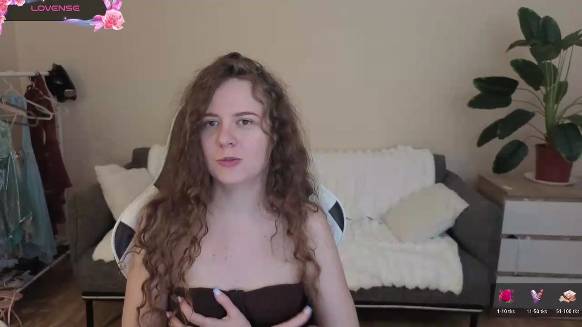 Gallery image thumbnail from BlueFlowerr's myfreecams stream on, 08/02/2026, 21:02 image 5 of 20