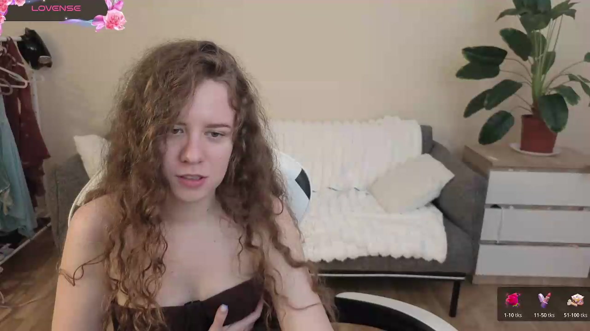 Gallery image thumbnail from BlueFlowerr's myfreecams stream on, 08/02/2026, 21:02 image 11 of 20