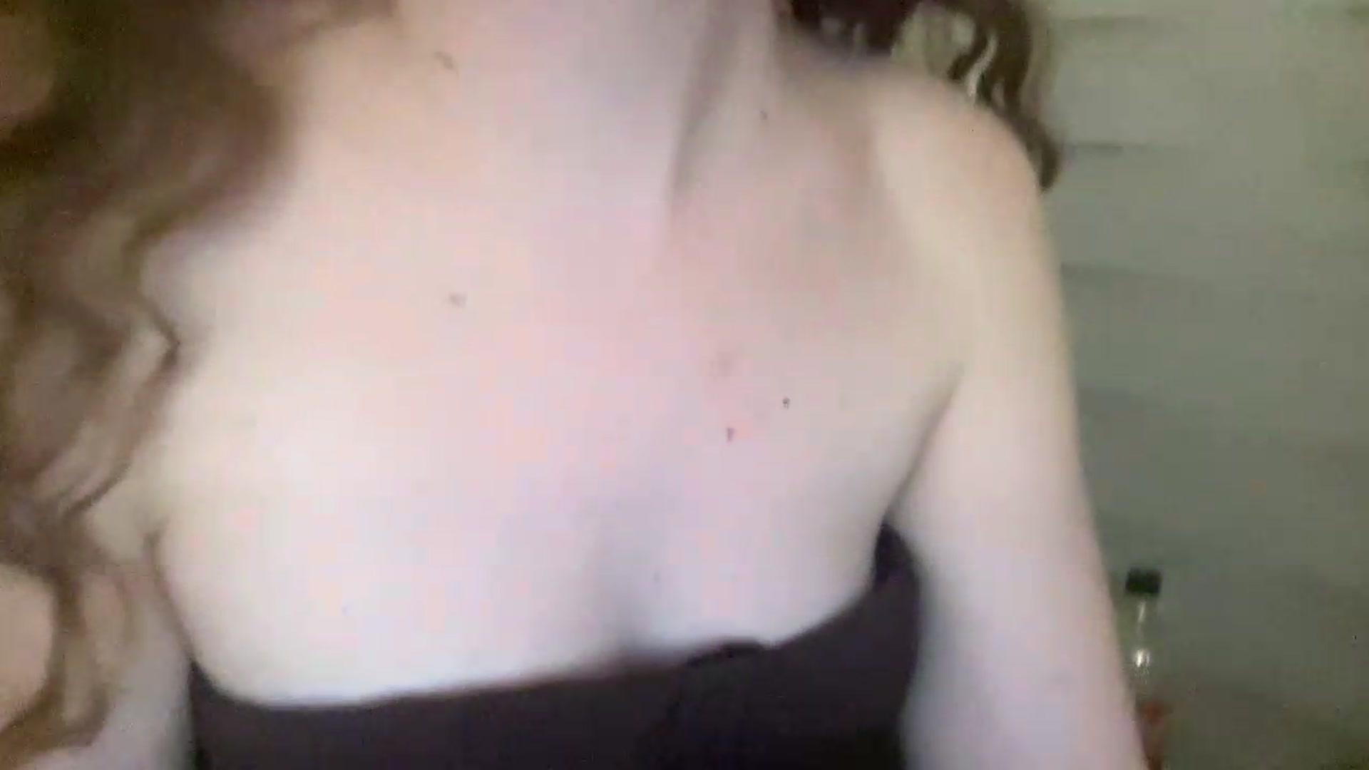 Gallery image thumbnail from BlueFlowerr's myfreecams stream on, 08/03/2026, 24:48 image 10 of 20