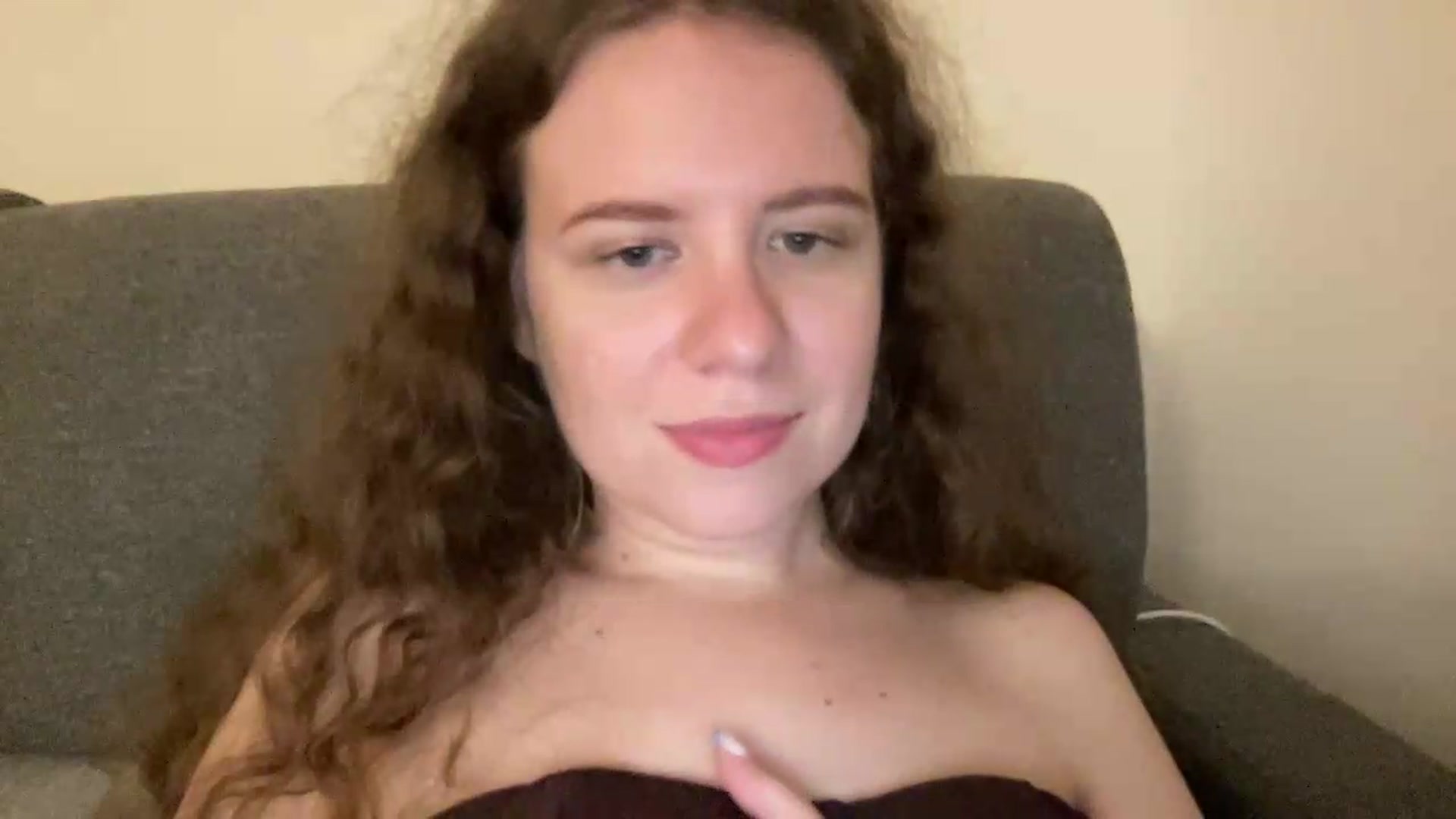 Gallery image thumbnail from BlueFlowerr's myfreecams stream on, 08/03/2026, 24:48 image 14 of 20