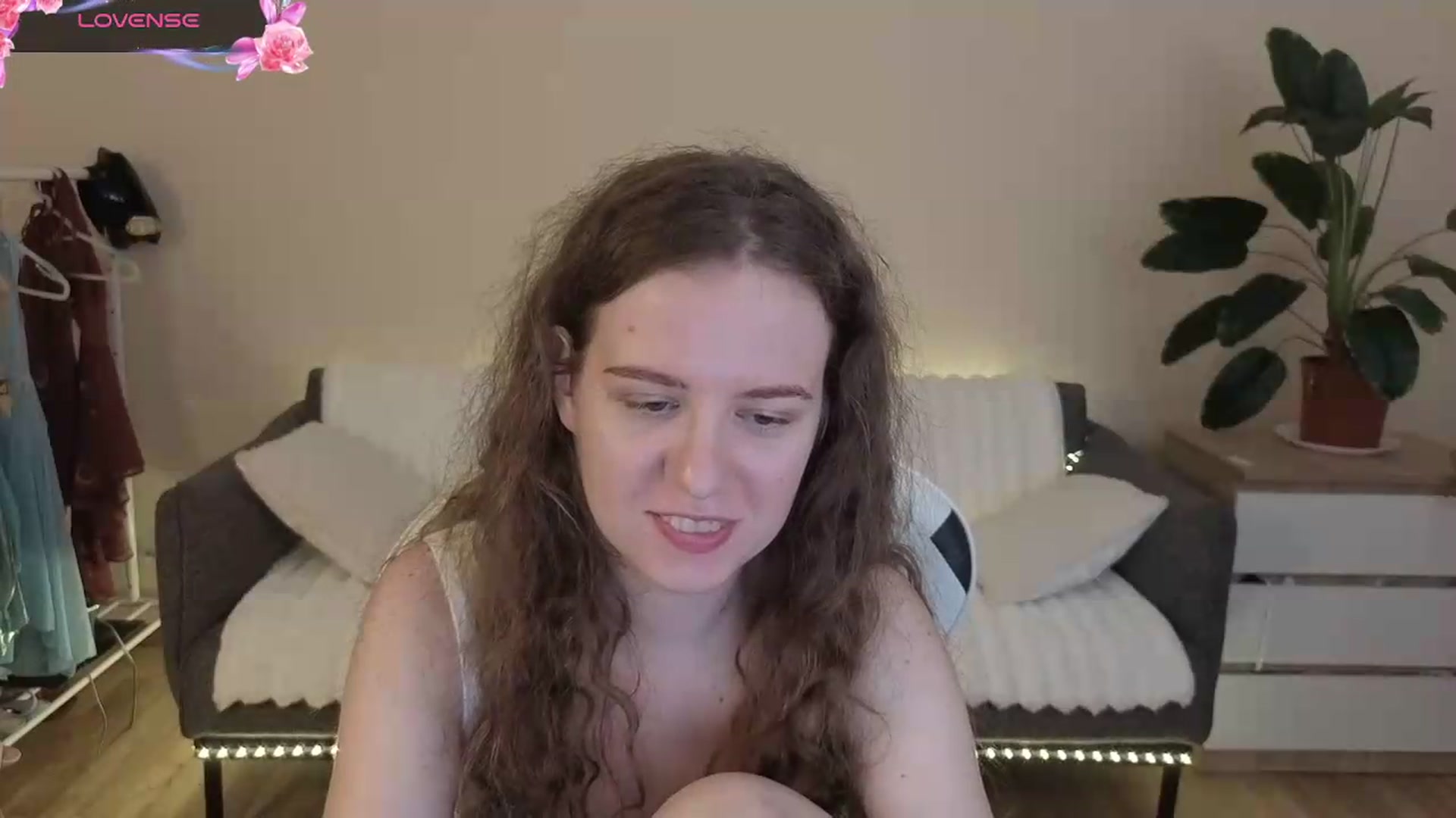 Gallery image thumbnail from BlueFlowerr's myfreecams stream on, 08/03/2026, 19:17 image 20 of 20