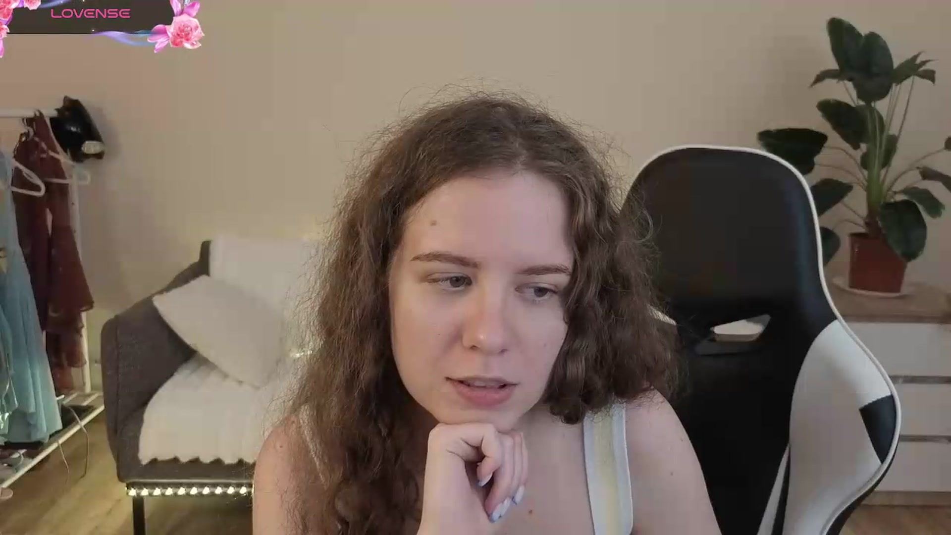 Gallery image thumbnail from BlueFlowerr's myfreecams stream on, 08/03/2026, 20:41 image 9 of 20