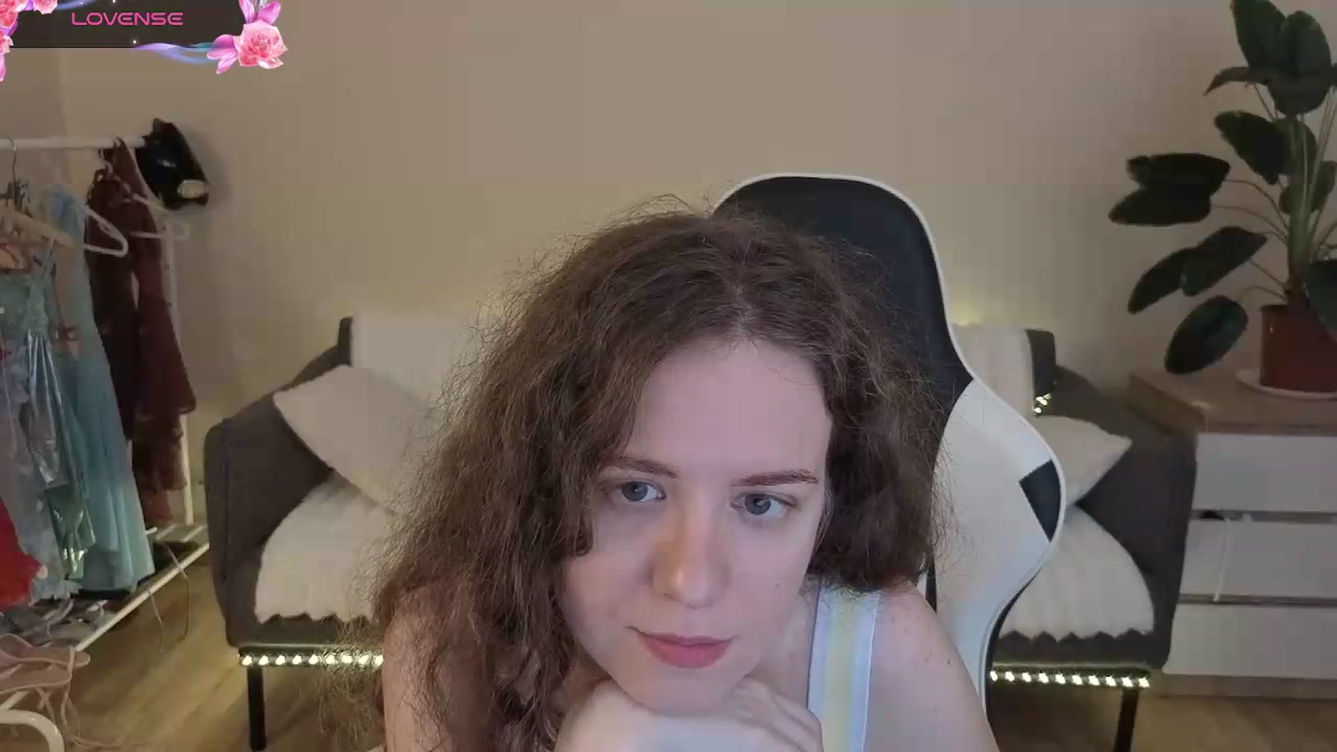 Gallery image thumbnail from BlueFlowerr's myfreecams stream on, 08/03/2026, 22:21 image 4 of 20