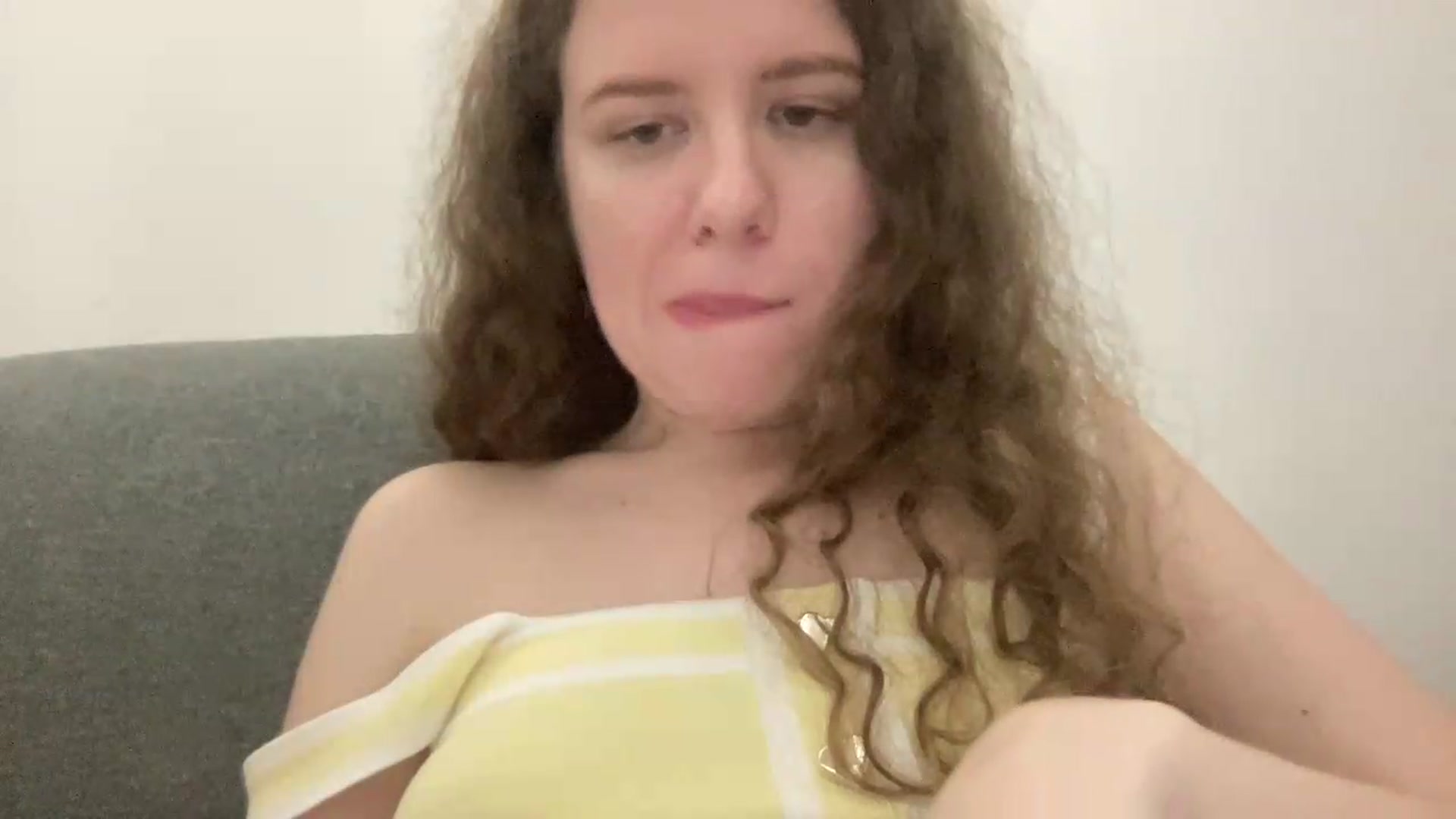 Gallery image thumbnail from BlueFlowerr's myfreecams stream on, 08/04/2026, 01:40 image 7 of 20