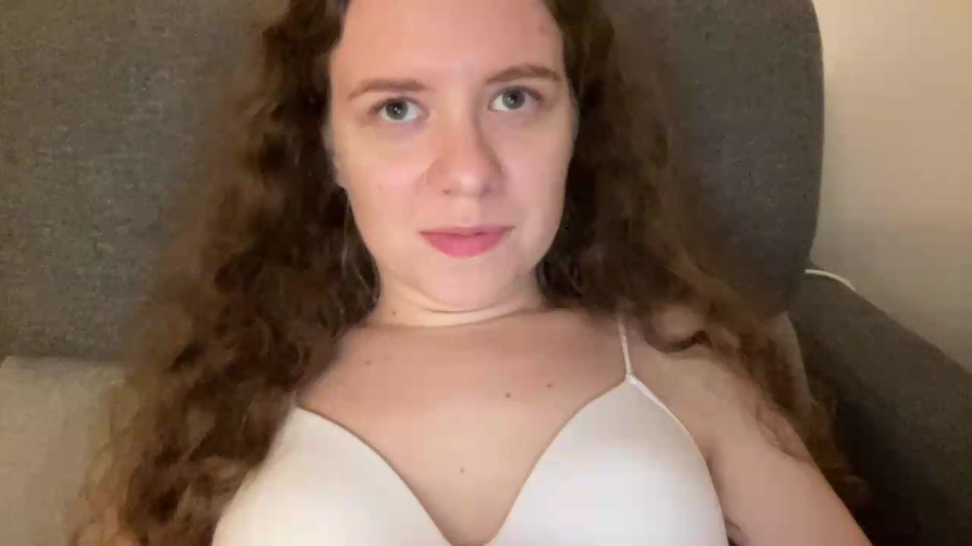 Gallery image thumbnail from BlueFlowerr's myfreecams stream on, 08/04/2026, 22:36 image 8 of 20