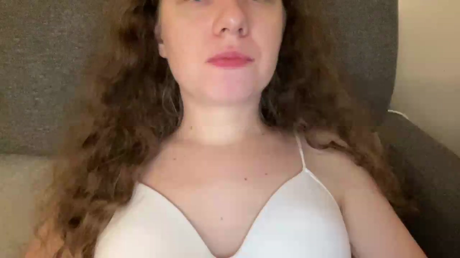 Gallery image thumbnail from BlueFlowerr's myfreecams stream on, 08/04/2026, 22:36 image 5 of 20