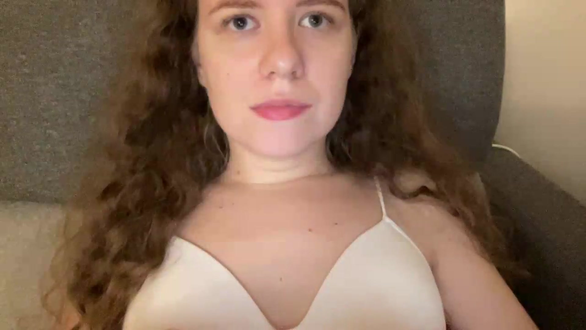 Gallery image thumbnail from BlueFlowerr's myfreecams stream on, 08/04/2026, 22:36 image 7 of 20