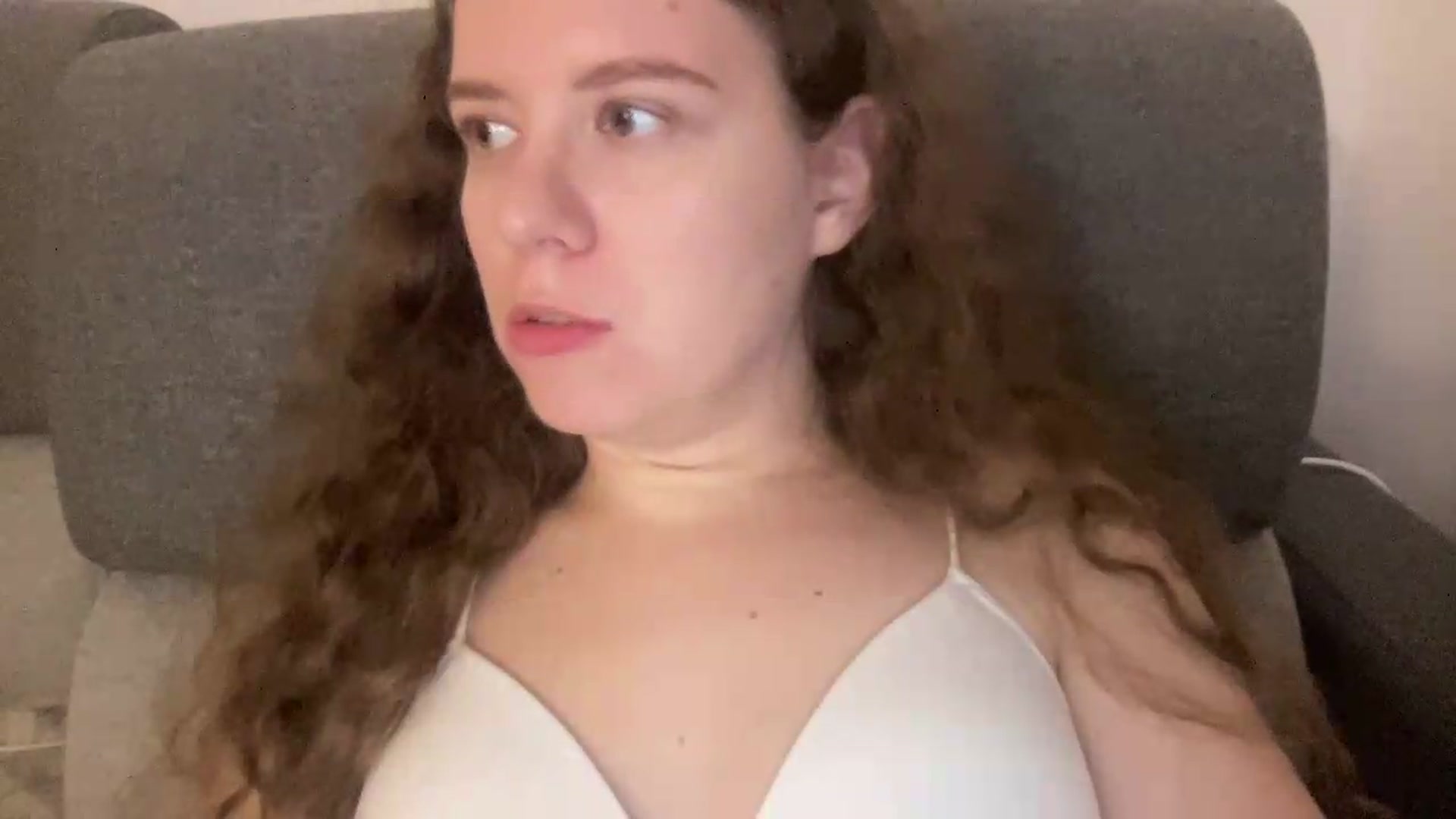 Gallery image thumbnail from BlueFlowerr's myfreecams stream on, 08/04/2026, 22:36 image 2 of 20