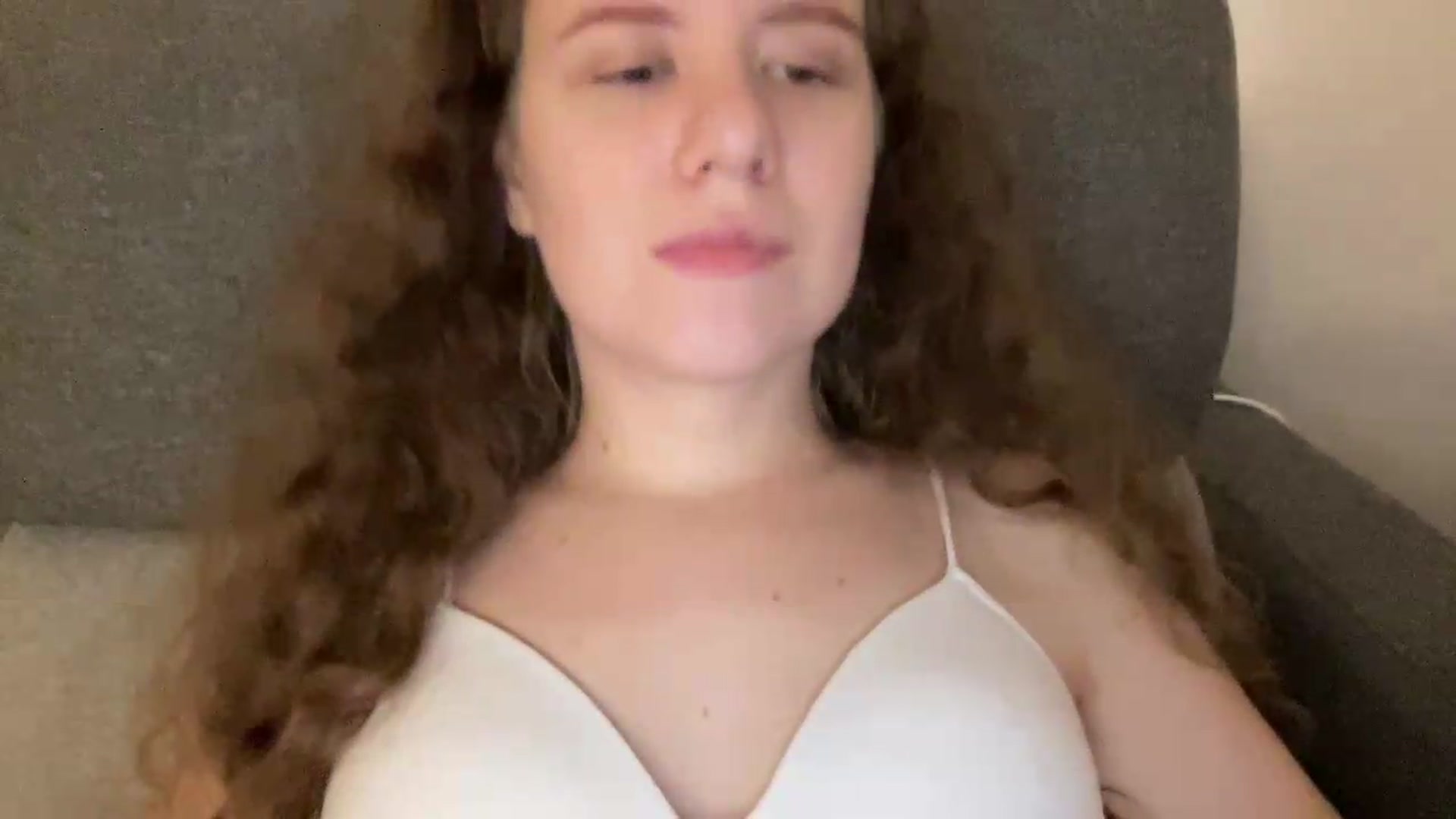Gallery image thumbnail from BlueFlowerr's myfreecams stream on, 08/04/2026, 22:36 image 9 of 20