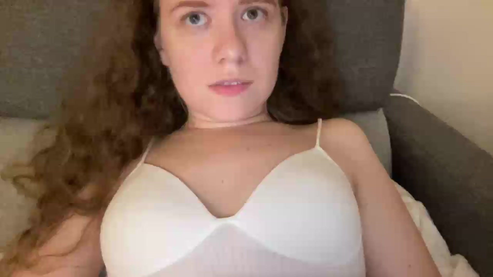 Gallery image thumbnail from BlueFlowerr's myfreecams stream on, 08/05/2026, 24:47 image 17 of 20