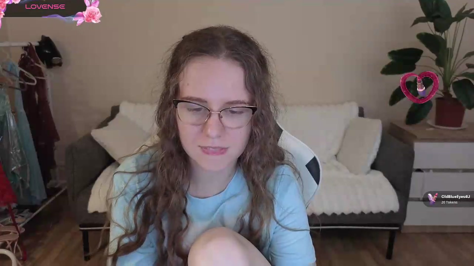 Gallery image thumbnail from BlueFlowerr's myfreecams stream on, 08/07/2026, 17:36 image 8 of 20