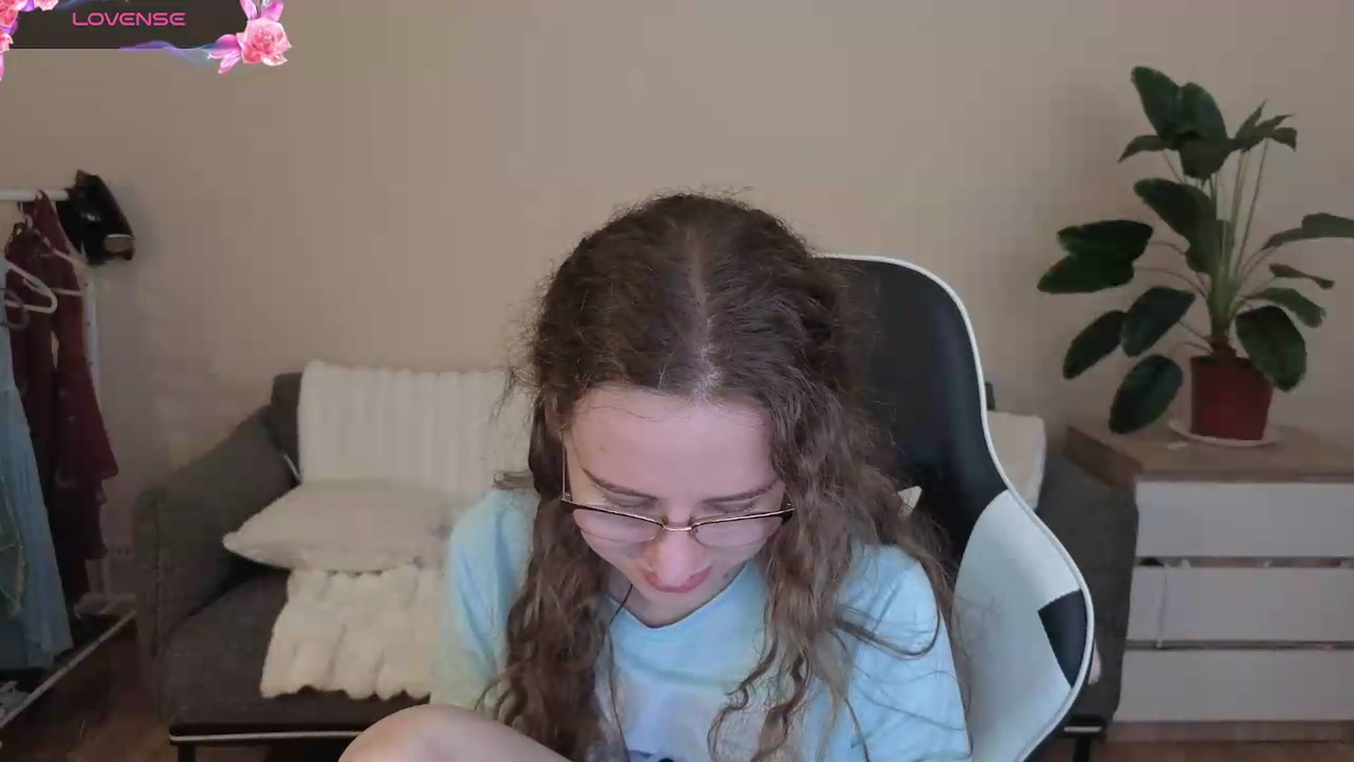 Gallery image thumbnail from BlueFlowerr's myfreecams stream on, 08/07/2026, 18:54 image 12 of 20