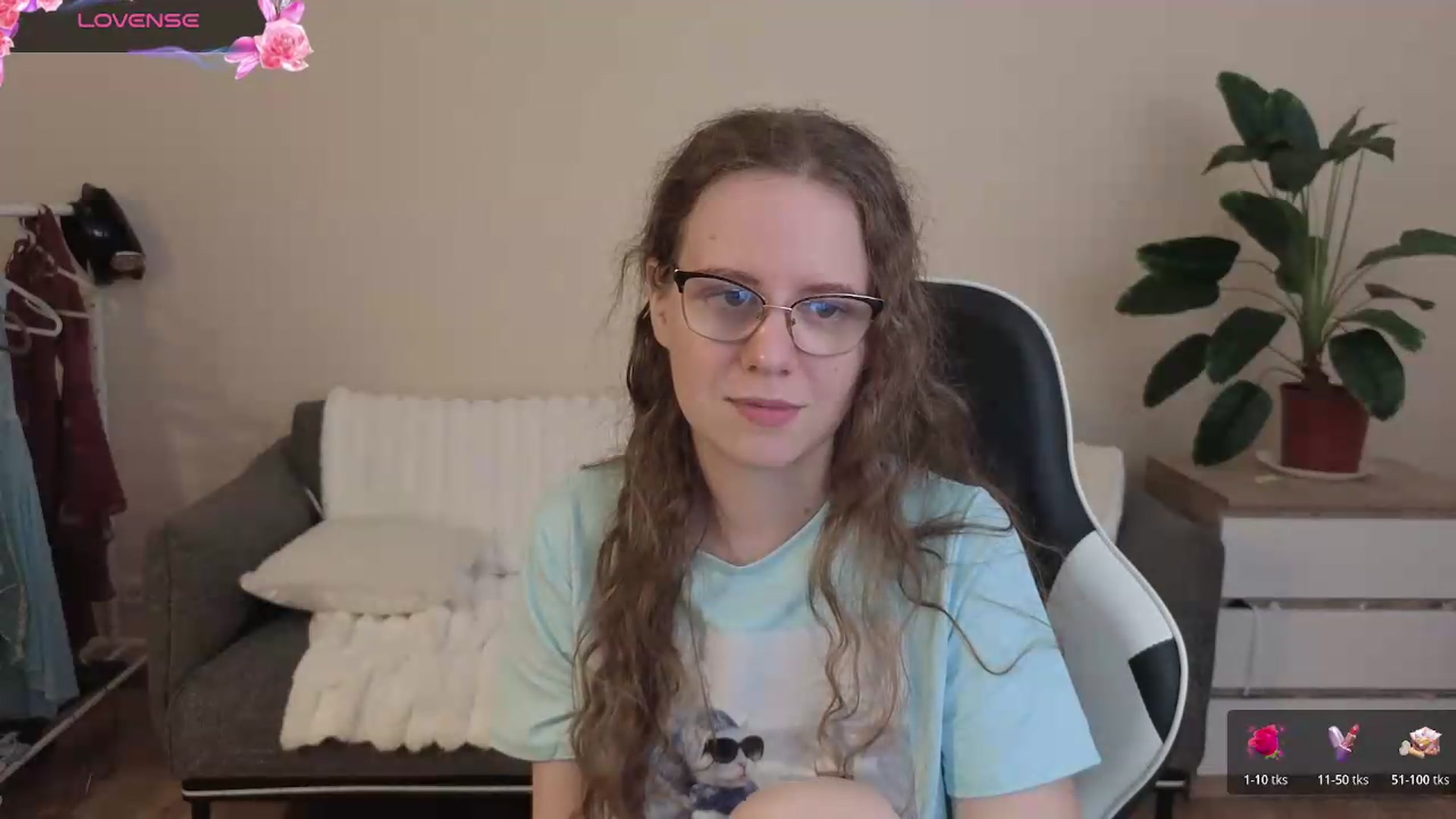 Gallery image thumbnail from BlueFlowerr's myfreecams stream on, 08/07/2026, 18:54 image 8 of 20