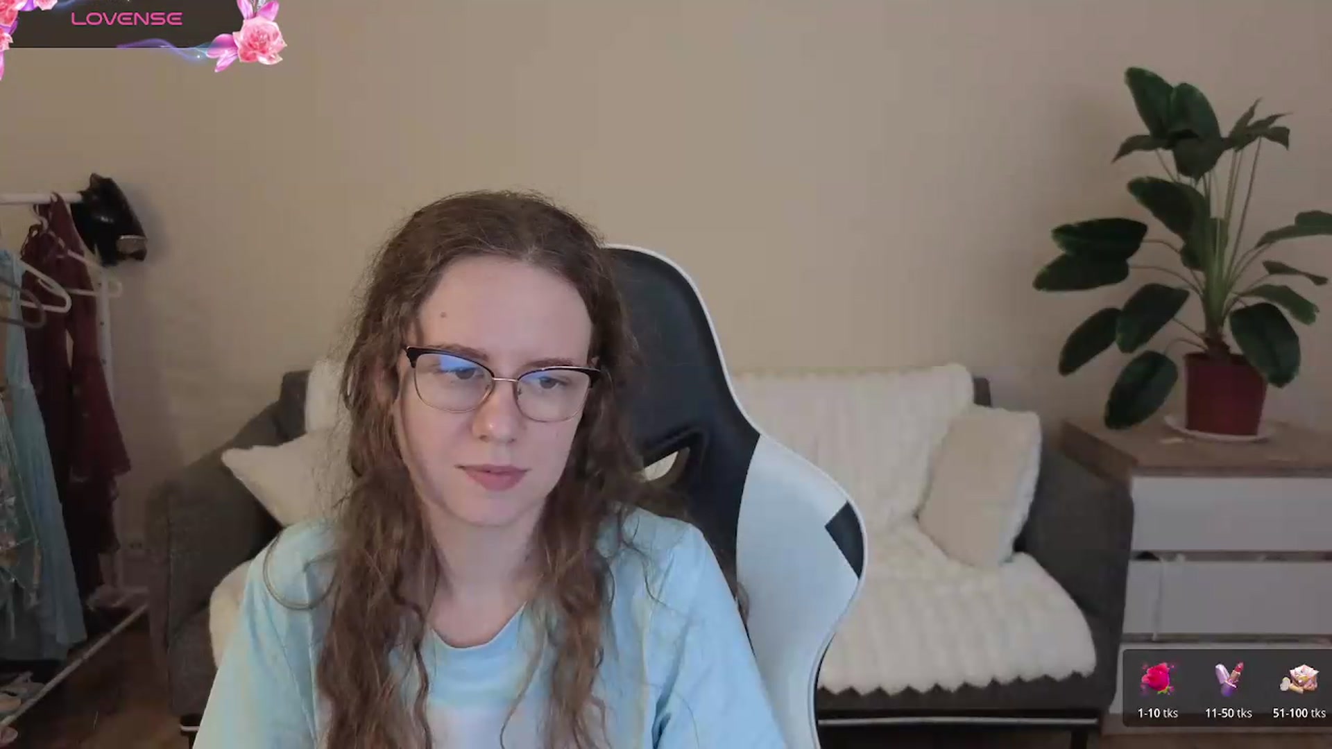 Gallery image thumbnail from BlueFlowerr's myfreecams stream on, 08/07/2026, 20:53 image 8 of 20