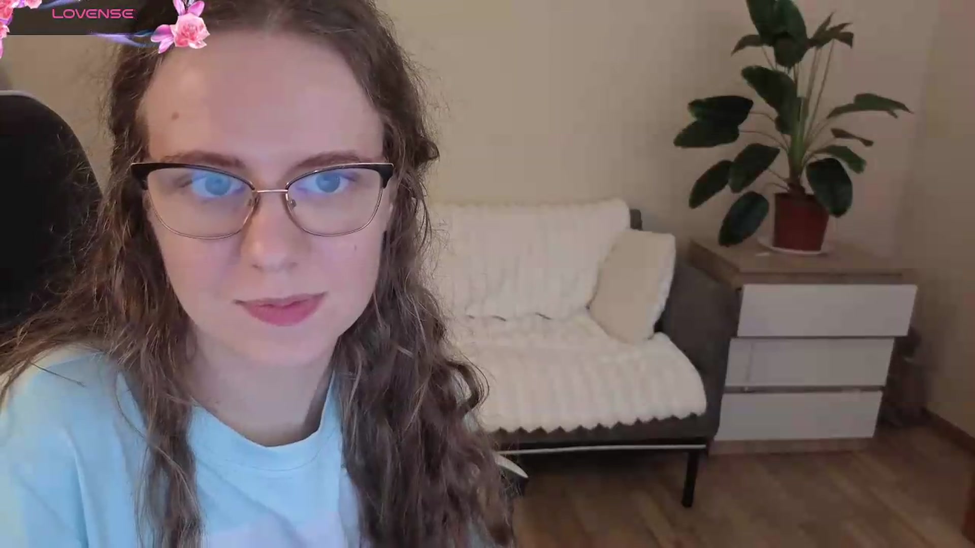Gallery image thumbnail from BlueFlowerr's myfreecams stream on, 08/07/2026, 21:58 image 2 of 20