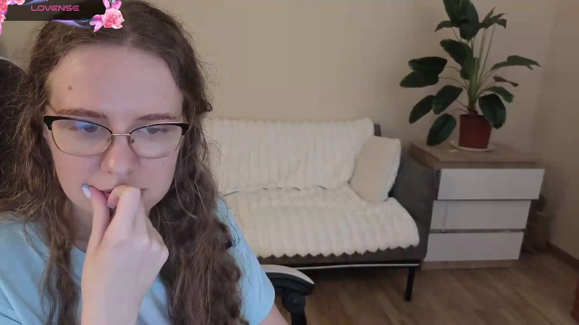 Gallery image thumbnail from BlueFlowerr's myfreecams stream on, 08/07/2026, 21:58 image 3 of 20