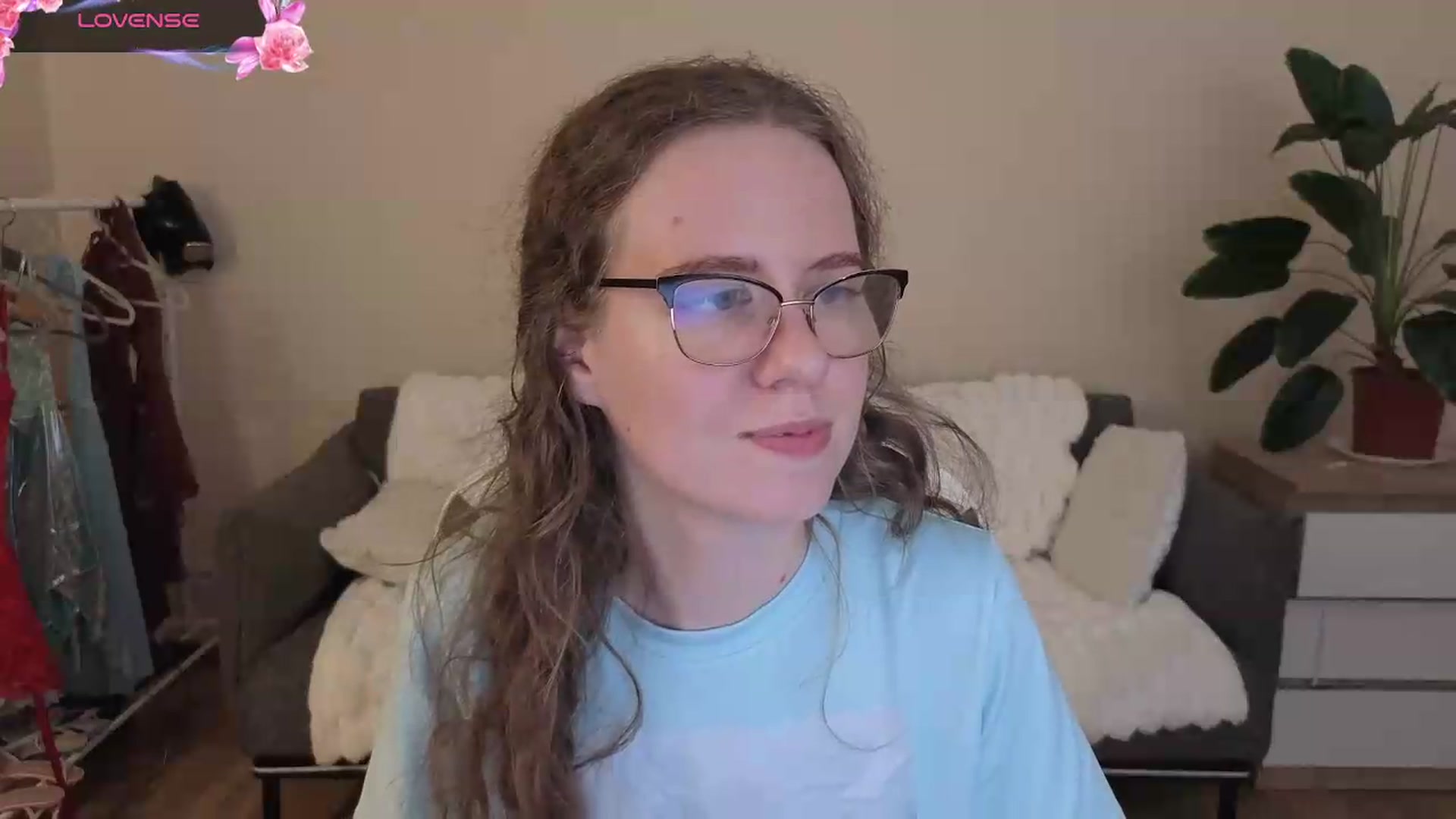 Gallery image thumbnail from BlueFlowerr's myfreecams stream on, 08/07/2026, 21:58 image 15 of 20