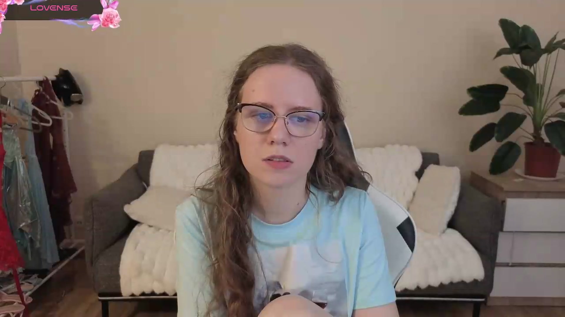 Gallery image thumbnail from BlueFlowerr's myfreecams stream on, 08/07/2026, 21:58 image 18 of 20