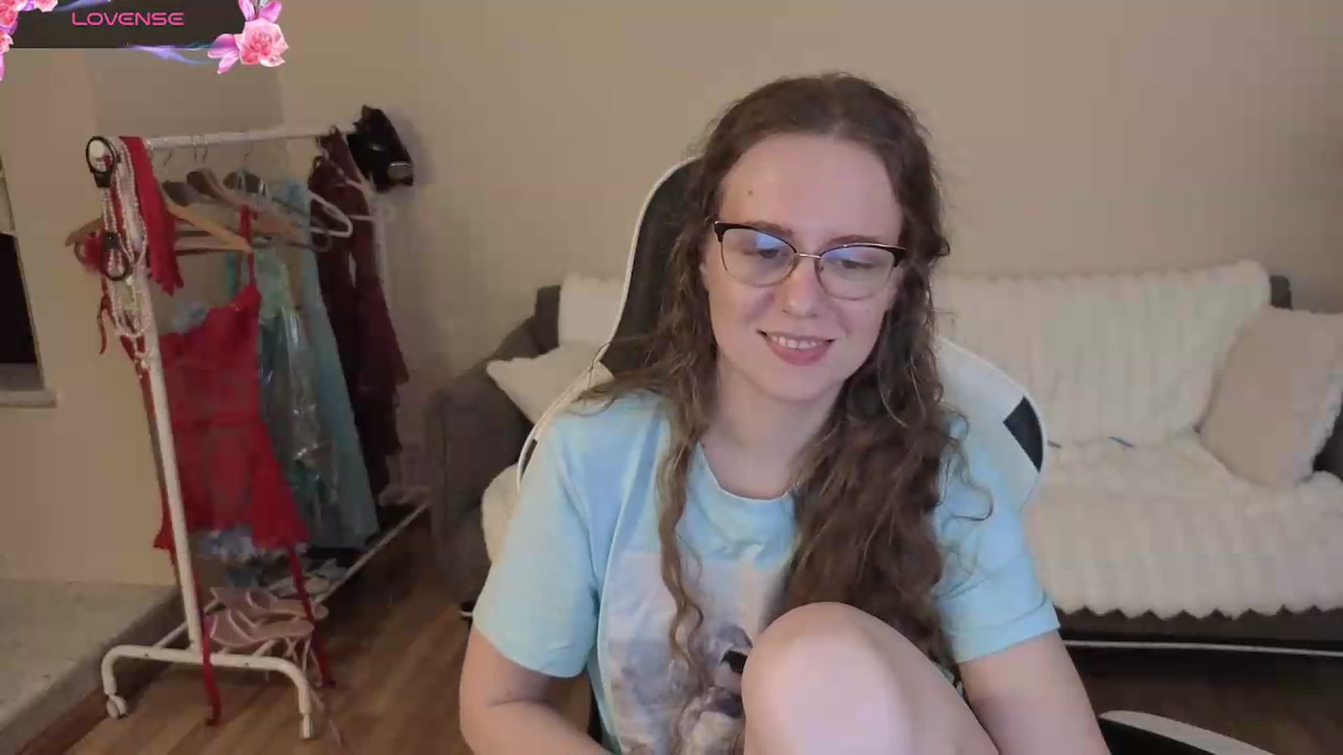 Gallery image thumbnail from BlueFlowerr's myfreecams stream on, 08/07/2026, 21:58 image 10 of 20