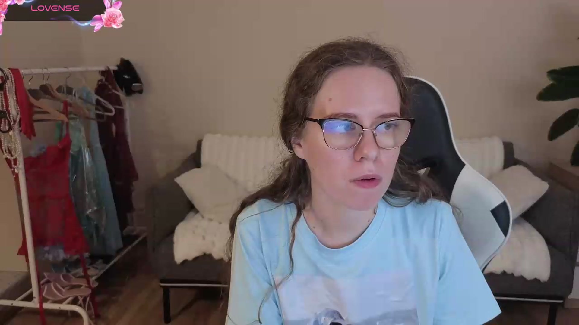 Gallery image thumbnail from BlueFlowerr's myfreecams stream on, 08/07/2026, 23:22 image 12 of 20