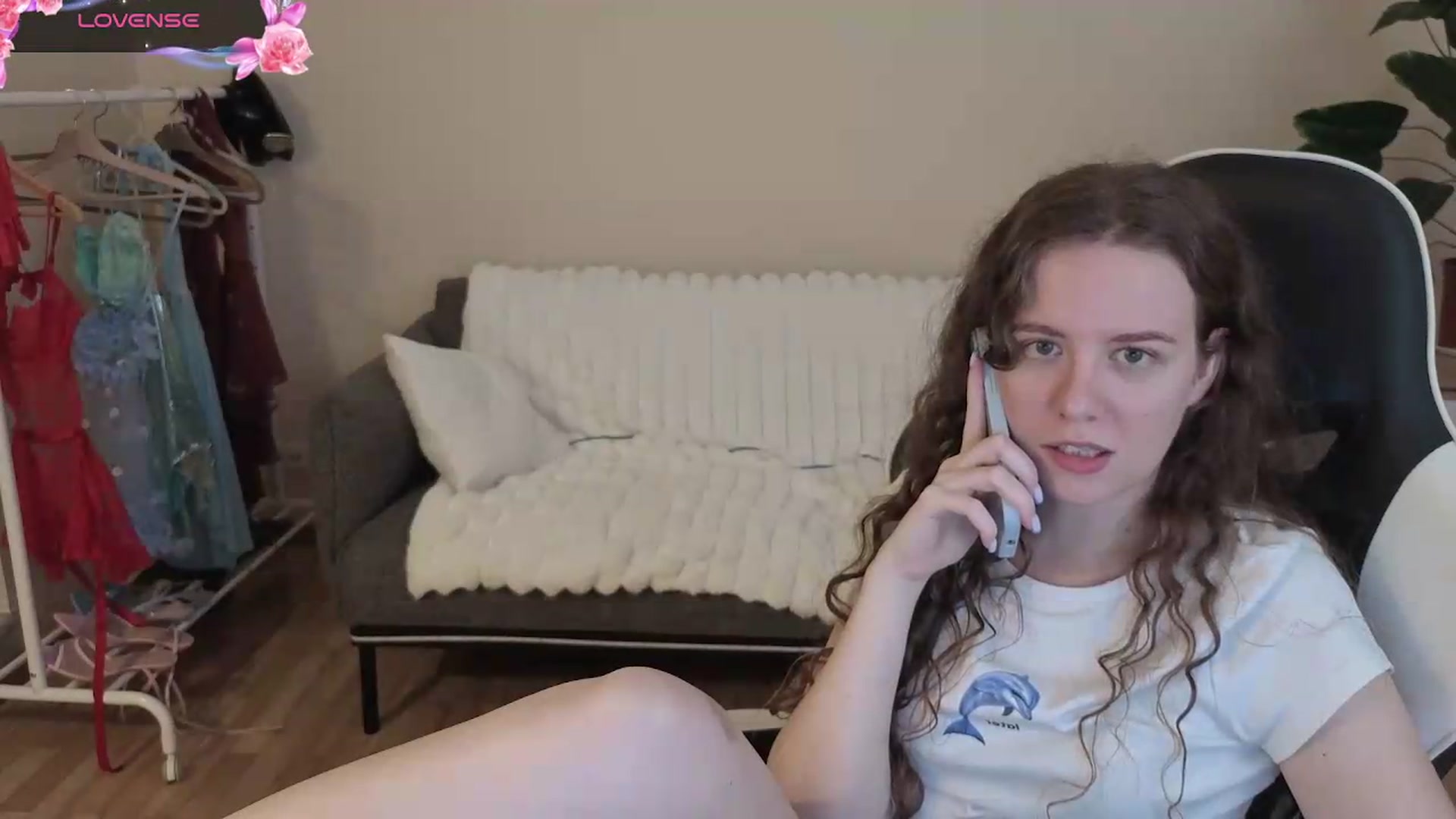 Gallery image thumbnail from BlueFlowerr's myfreecams stream on, 08/08/2026, 18:34 image 17 of 20