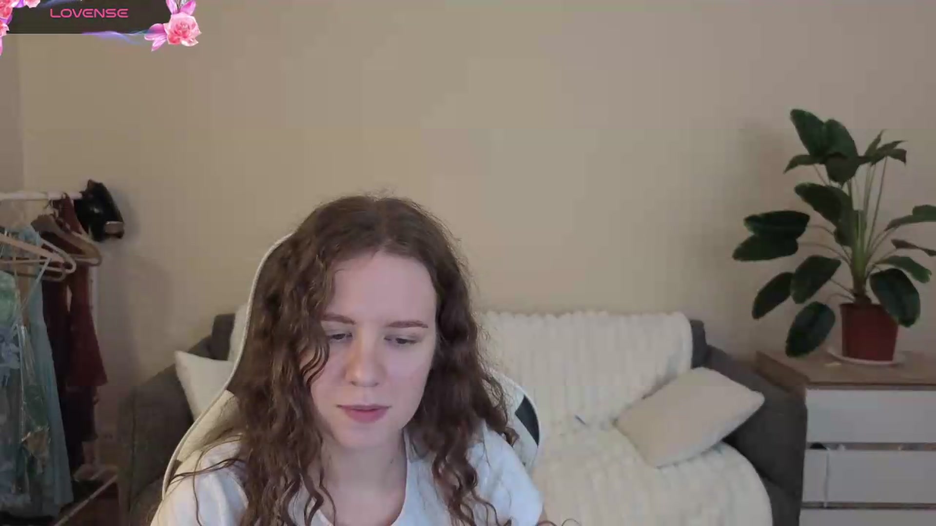 Gallery image thumbnail from BlueFlowerr's myfreecams stream on, 08/08/2026, 20:59 image 12 of 20
