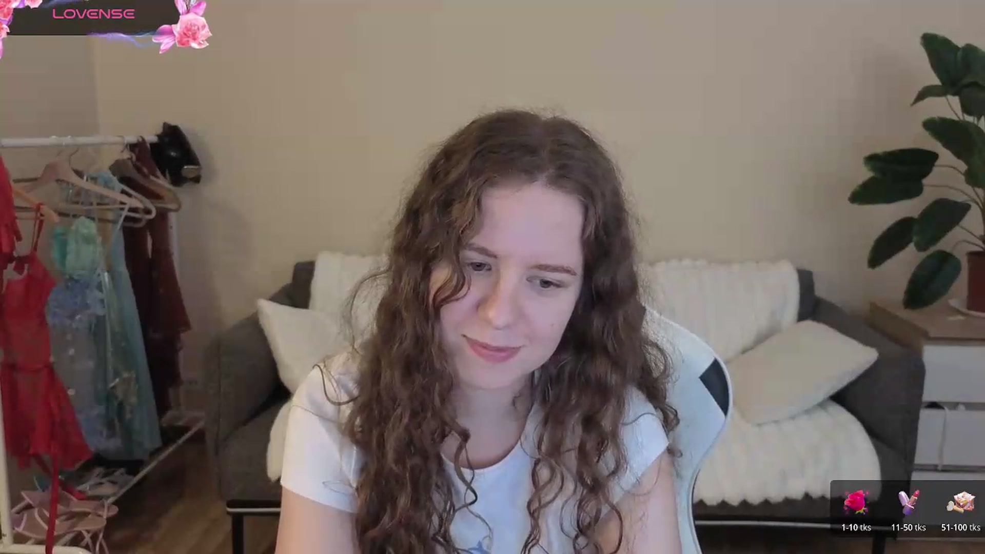 Gallery image thumbnail from BlueFlowerr's myfreecams stream on, 08/08/2026, 20:59 image 4 of 20