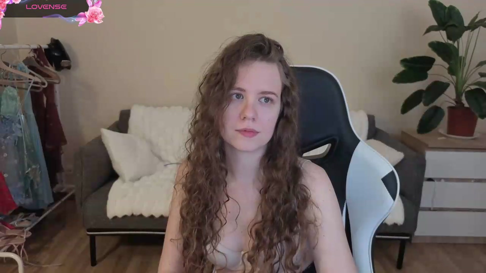 Gallery image thumbnail from BlueFlowerr's myfreecams stream on, 08/08/2026, 21:30 image 2 of 20